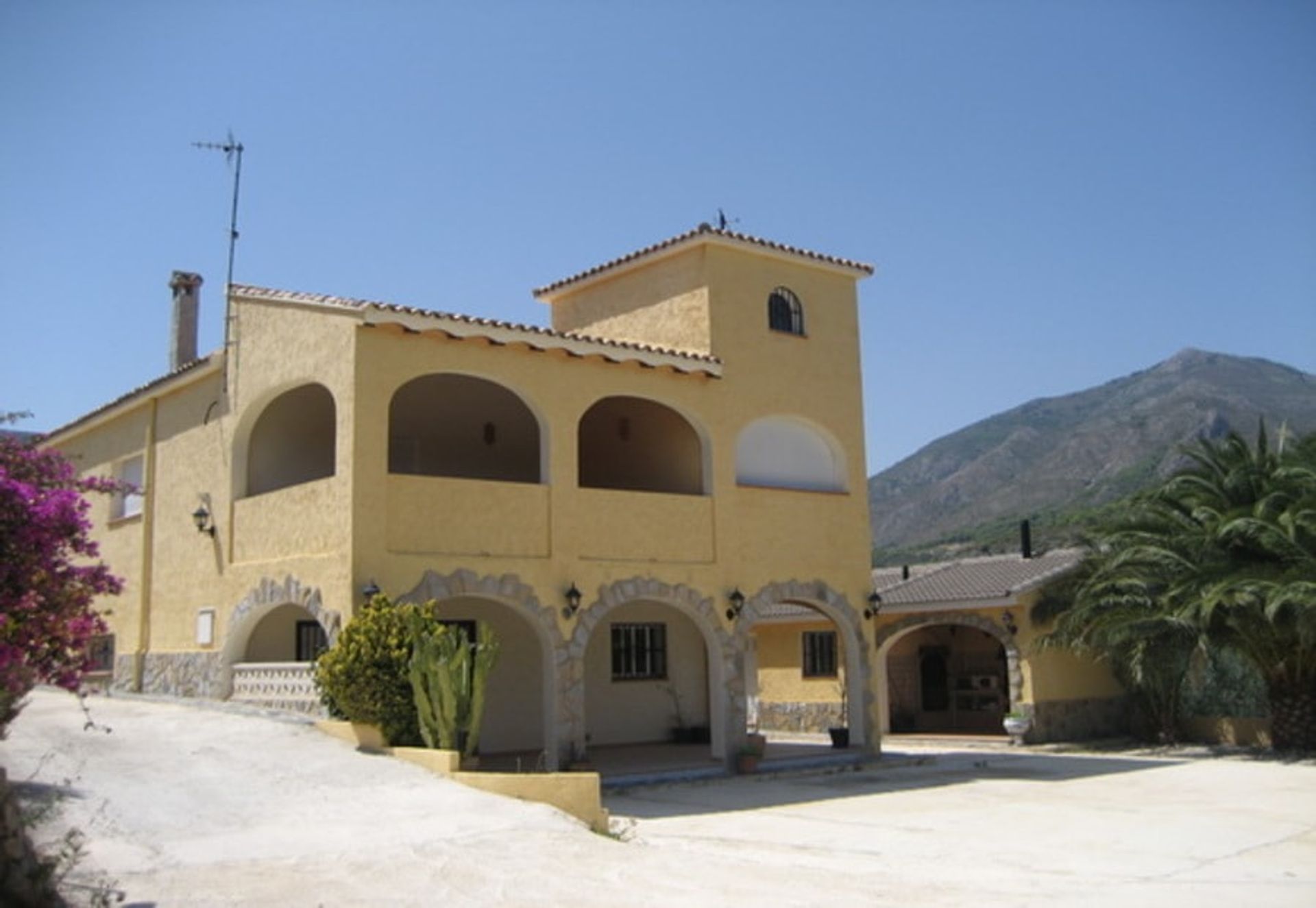 House in Bolulla, Comunidad Valenciana 10969872