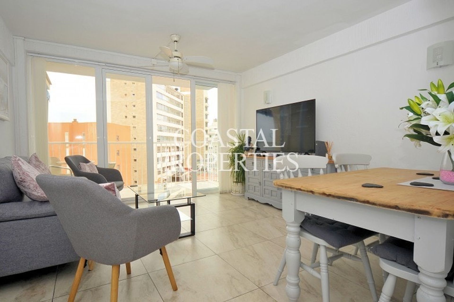 Condominium in Calvia, De Balearen 10969969