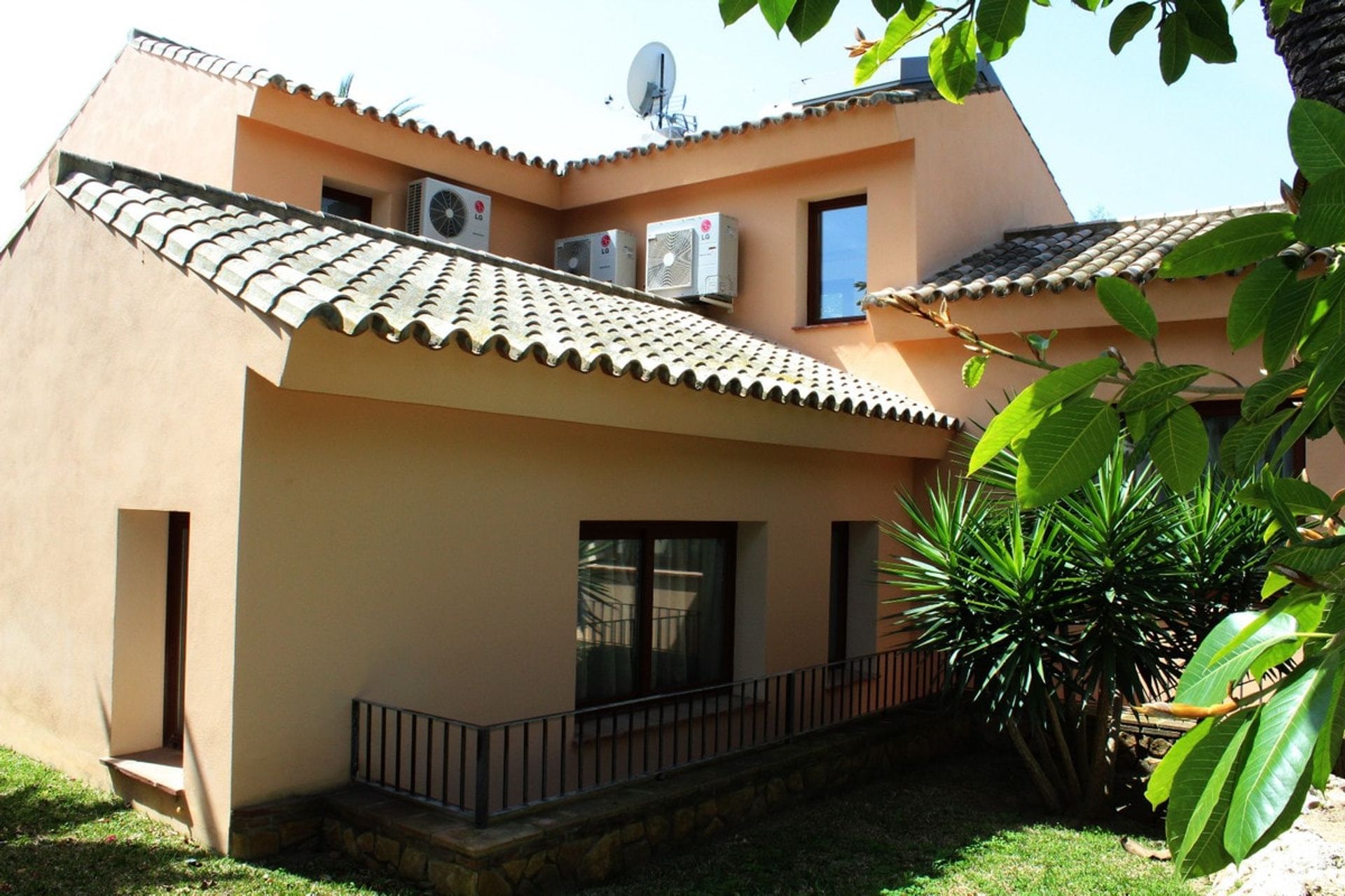 rumah dalam Marbella, Andalucía 10970072