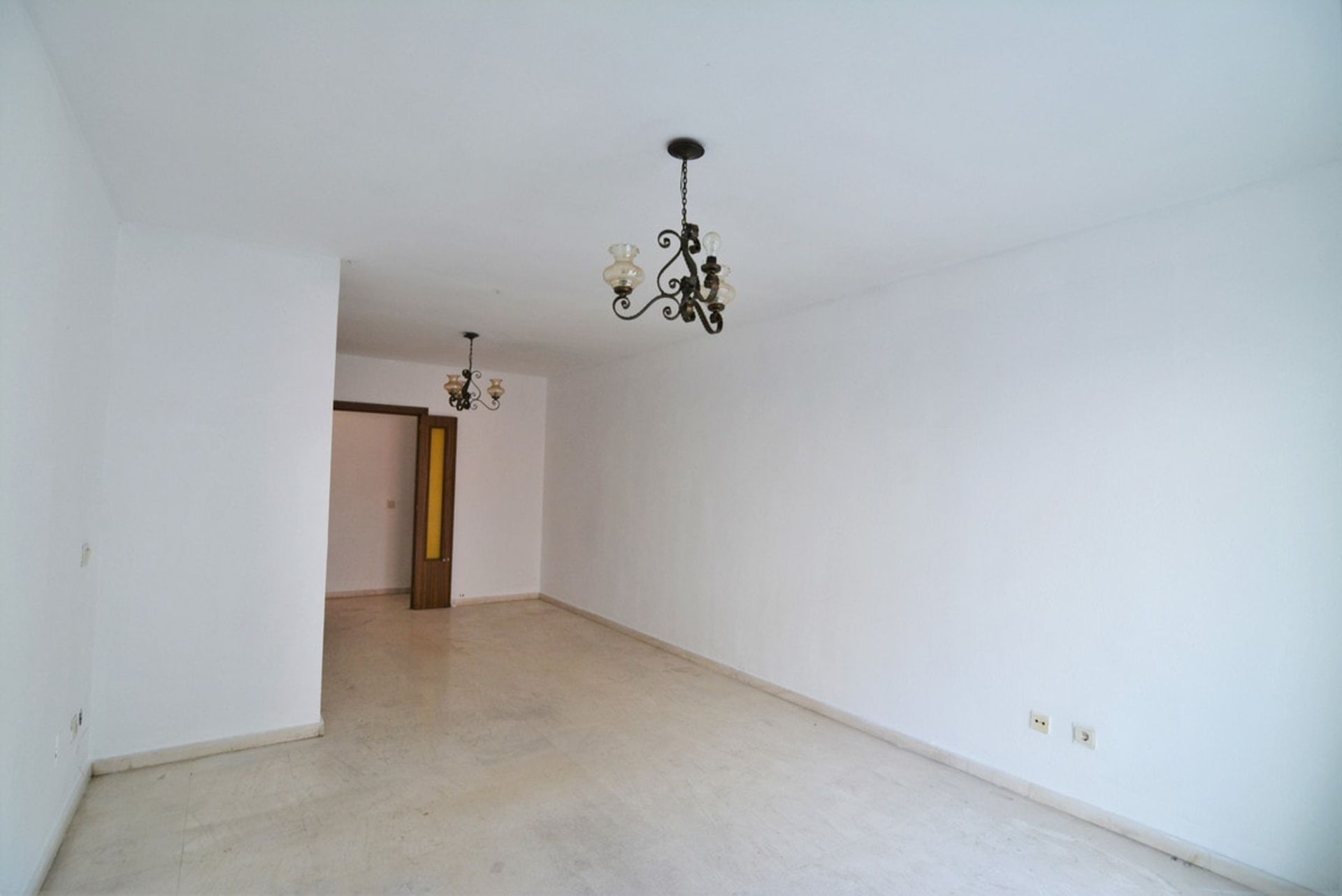 Condominium in Fuengirola, Andalusia 10970073