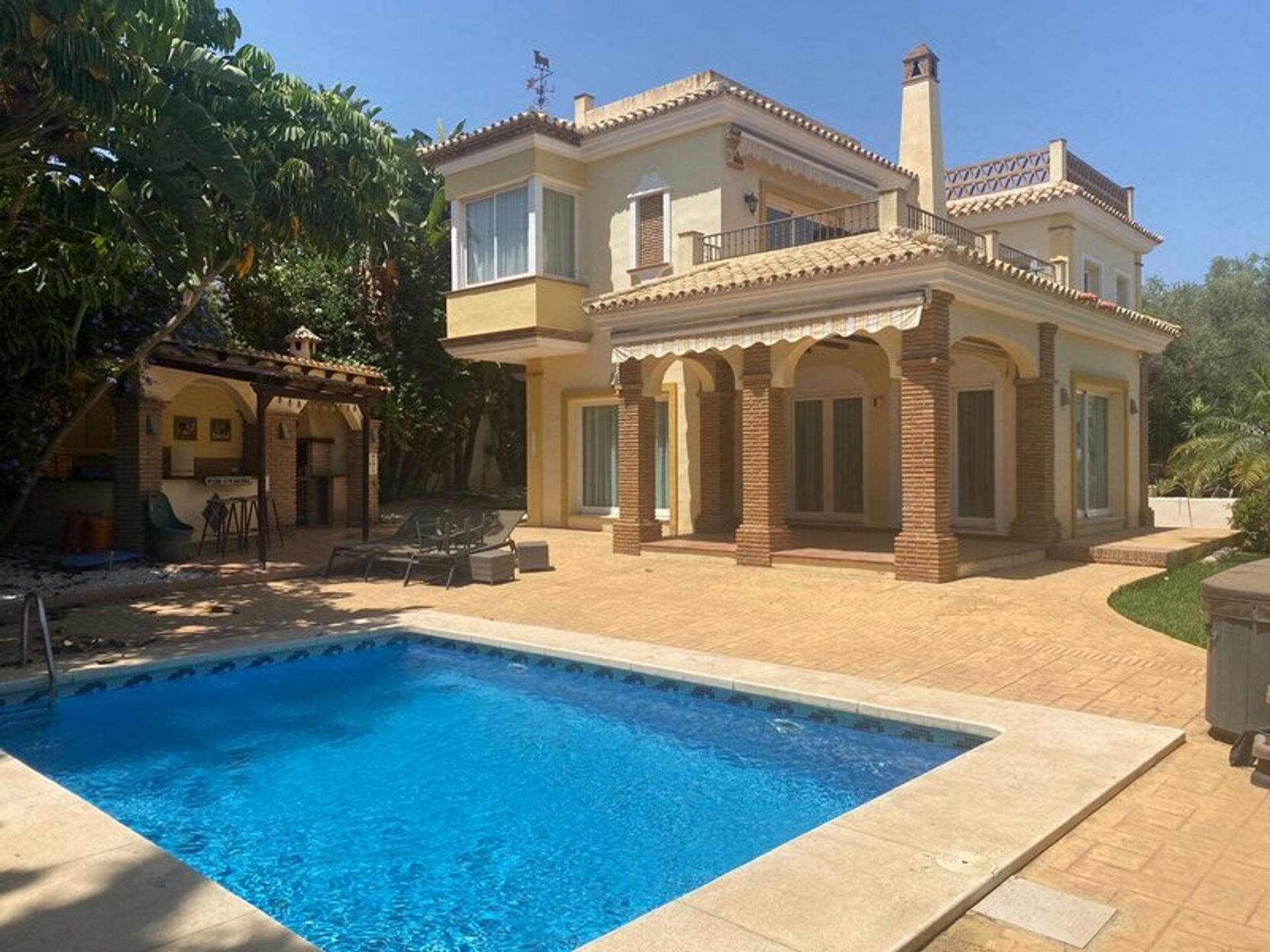 Haus im Fuengirola, Andalusien 10970269