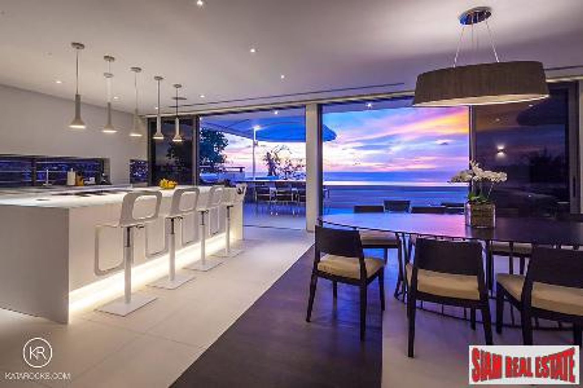 Condominium dans Karon, Phuket 10970637