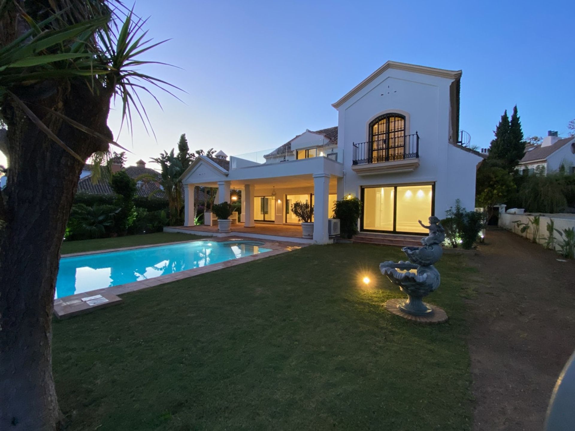 Casa nel San Pedro de Alcantara, Andalusia 10970937