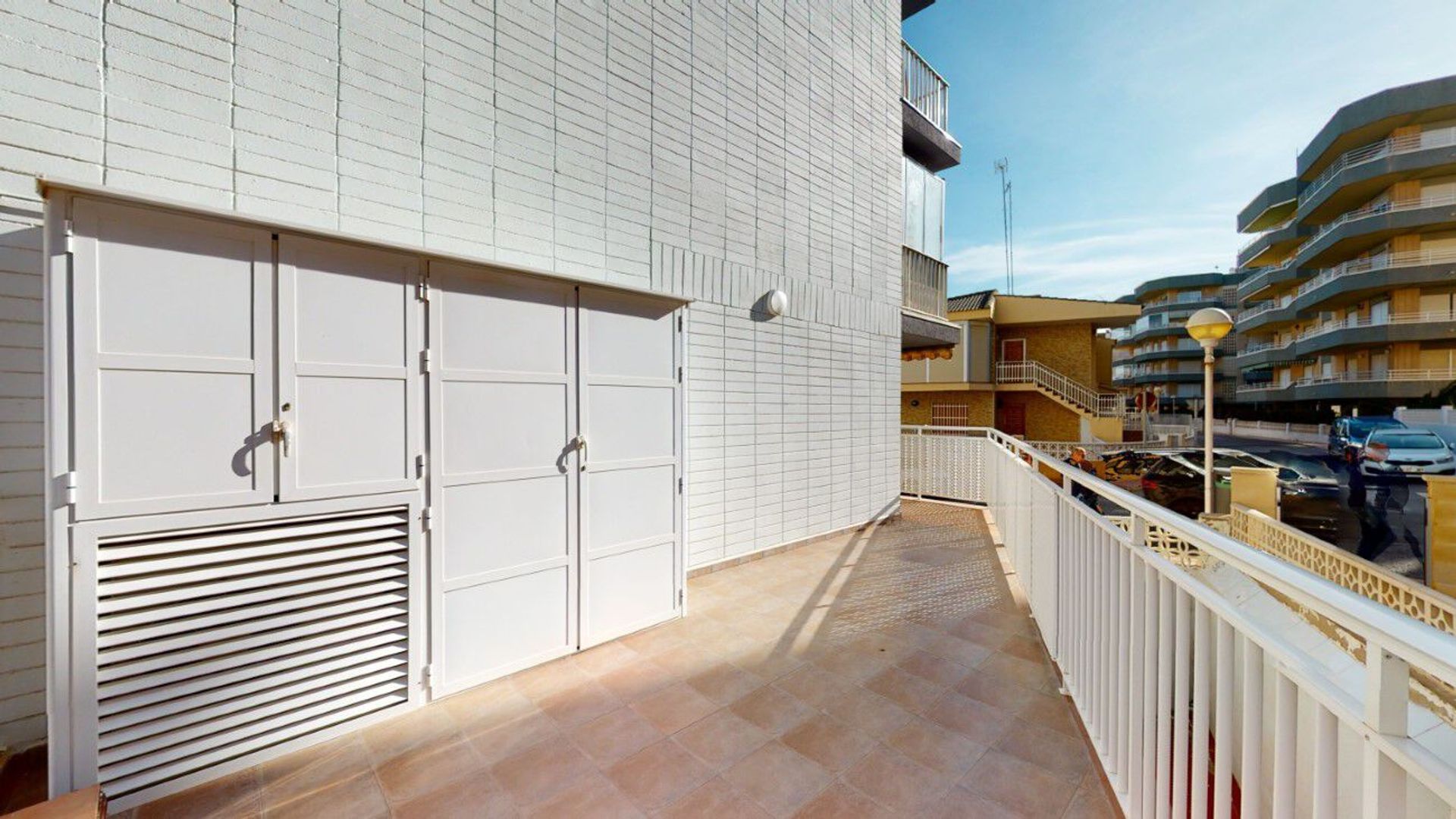 Condominium in Guardamar del Segura, Comunidad Valenciana 10971142