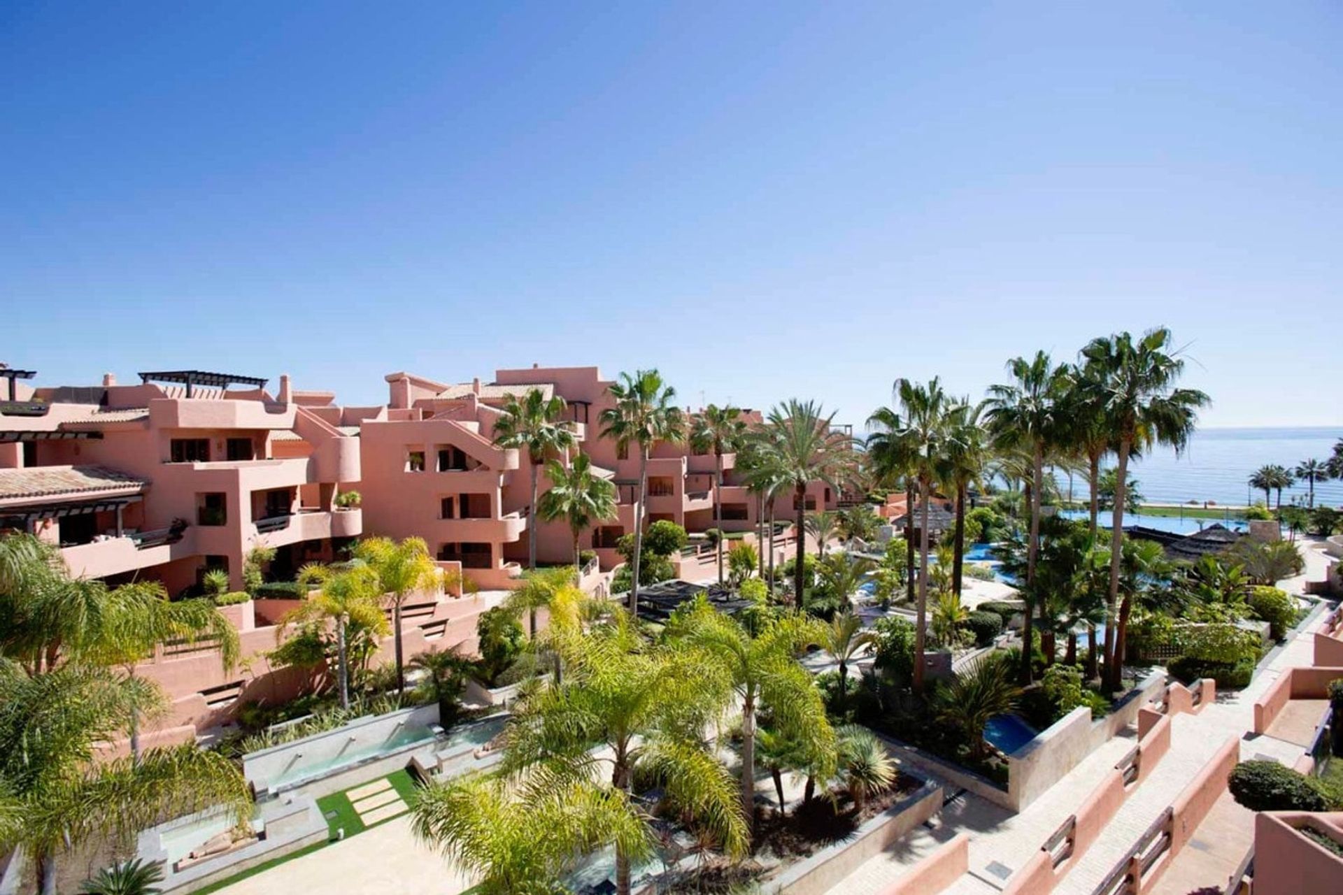 Condominium in Torrevieja, Valencia 10971326