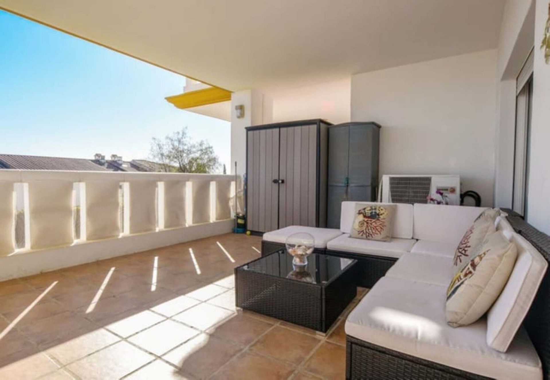 Condominio en Castillo de Sabinillas, Andalucía 10971399