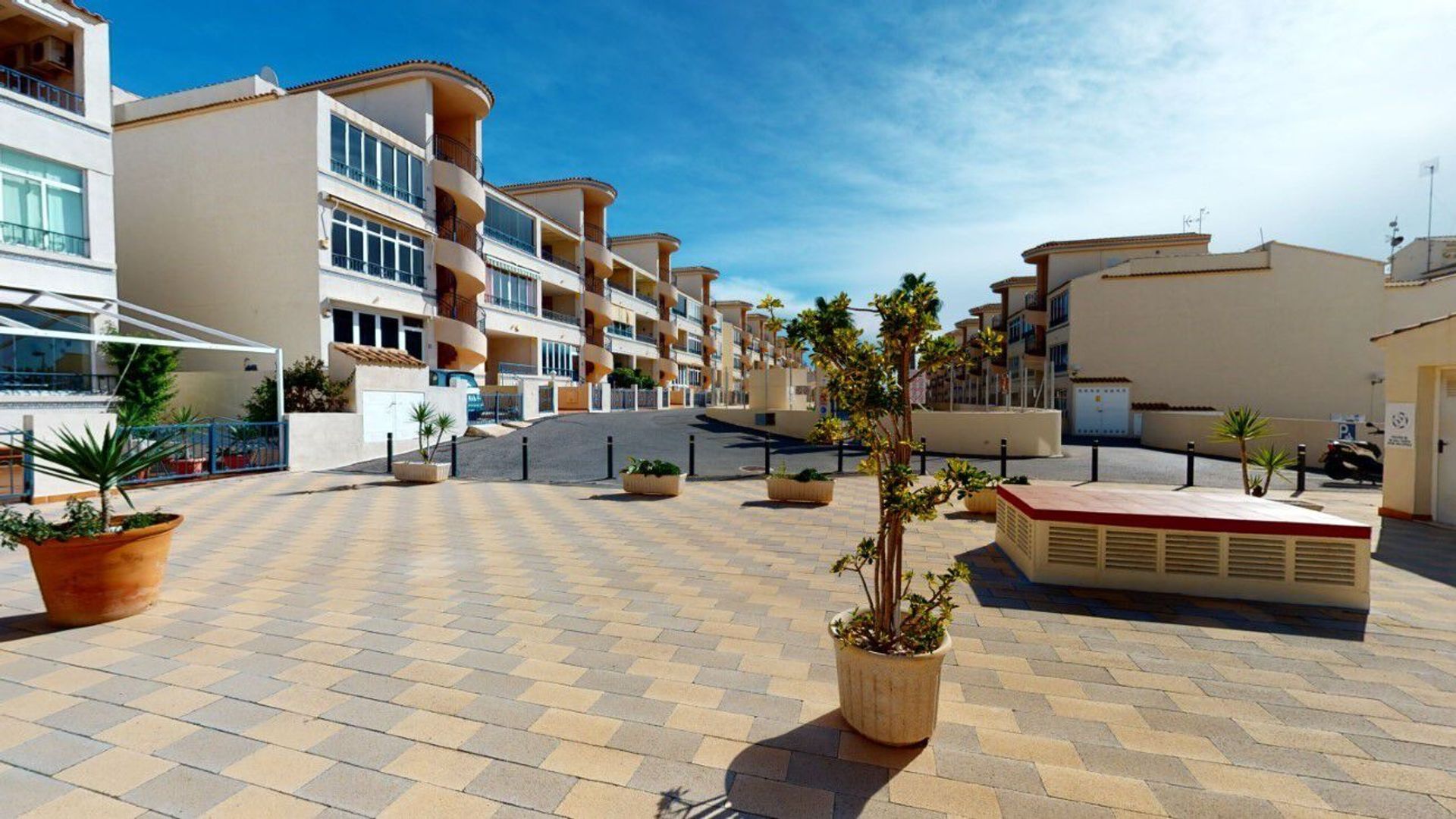 Condominium in Torremendo, Comunidad Valenciana 10973059