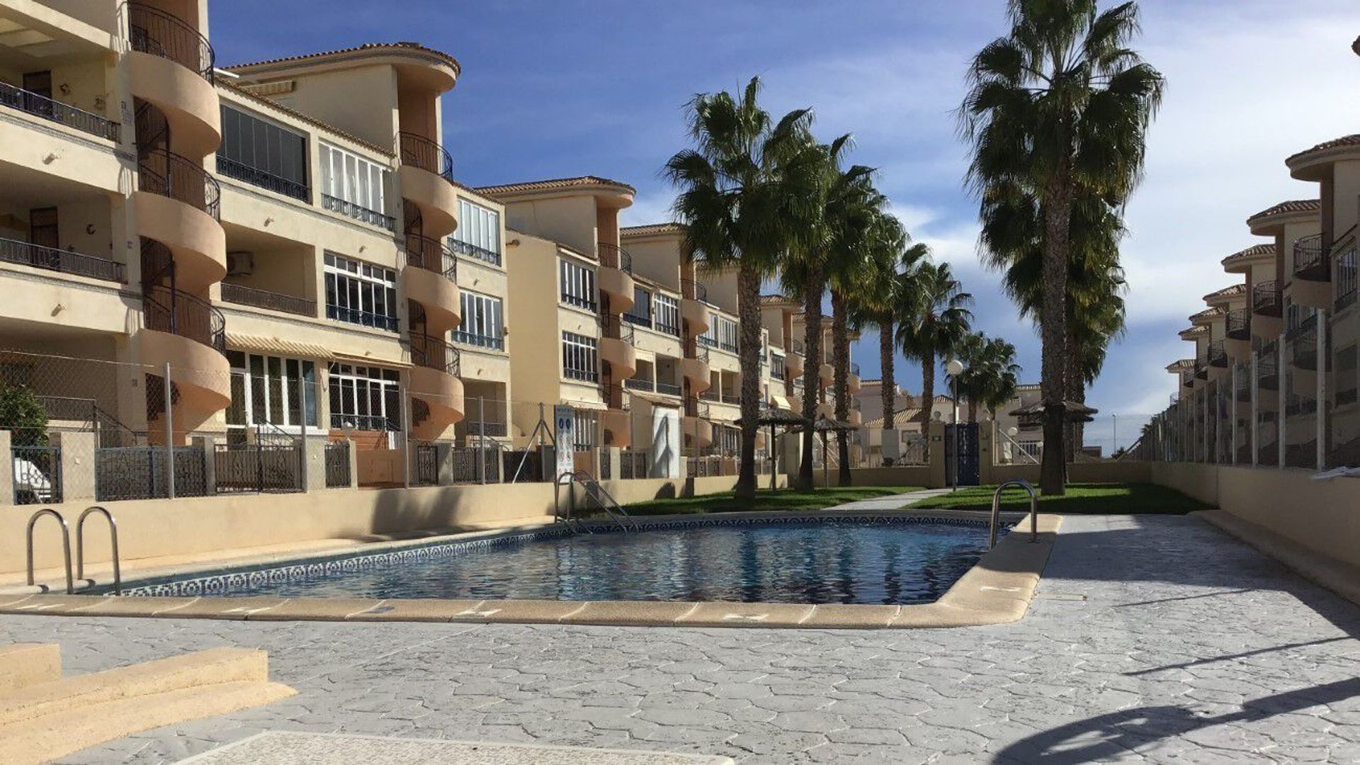 Condominium in Torremendo, Comunidad Valenciana 10973059