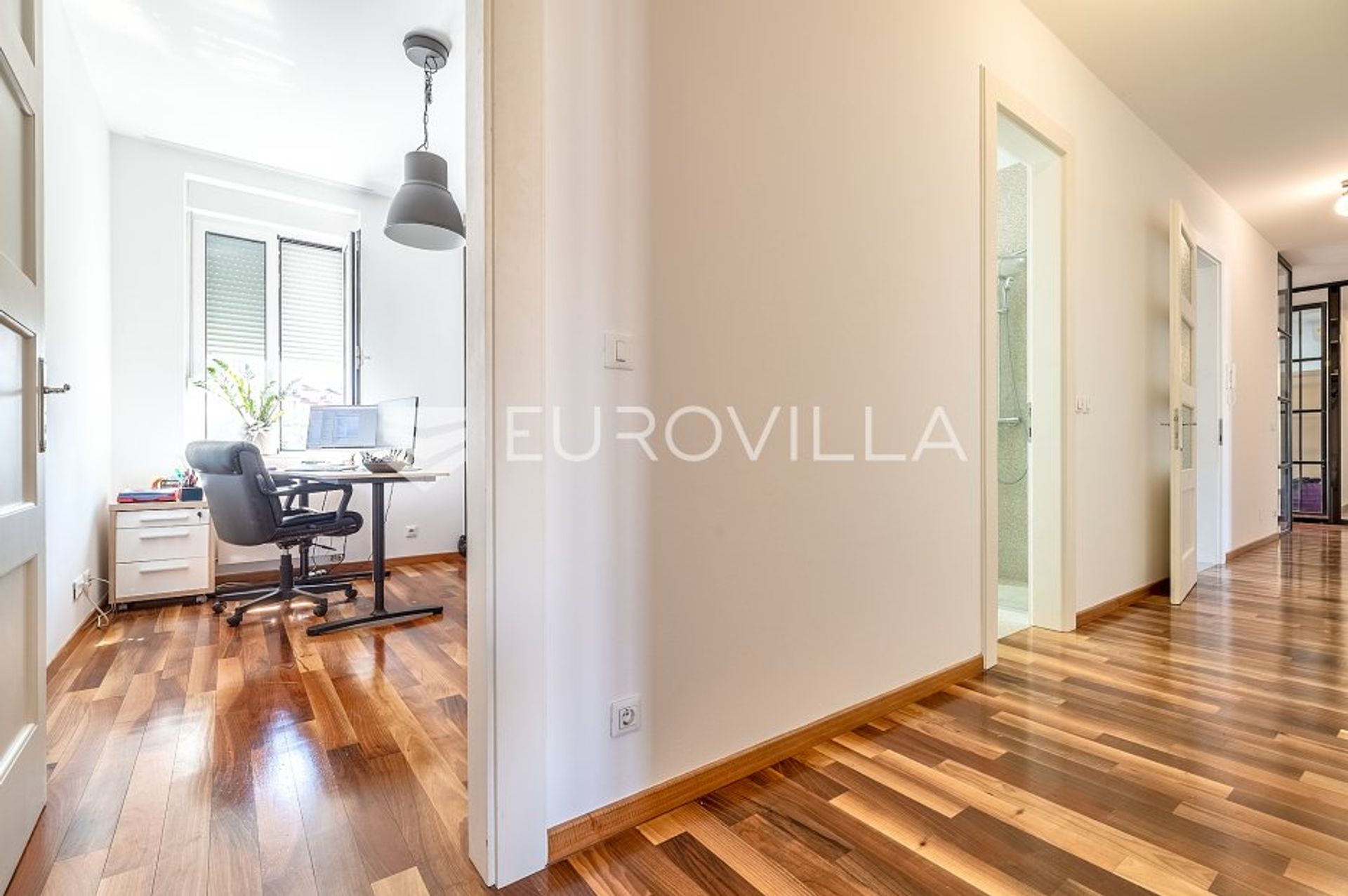 Condominium in Zagreb, Zagreb, Grad 10974318