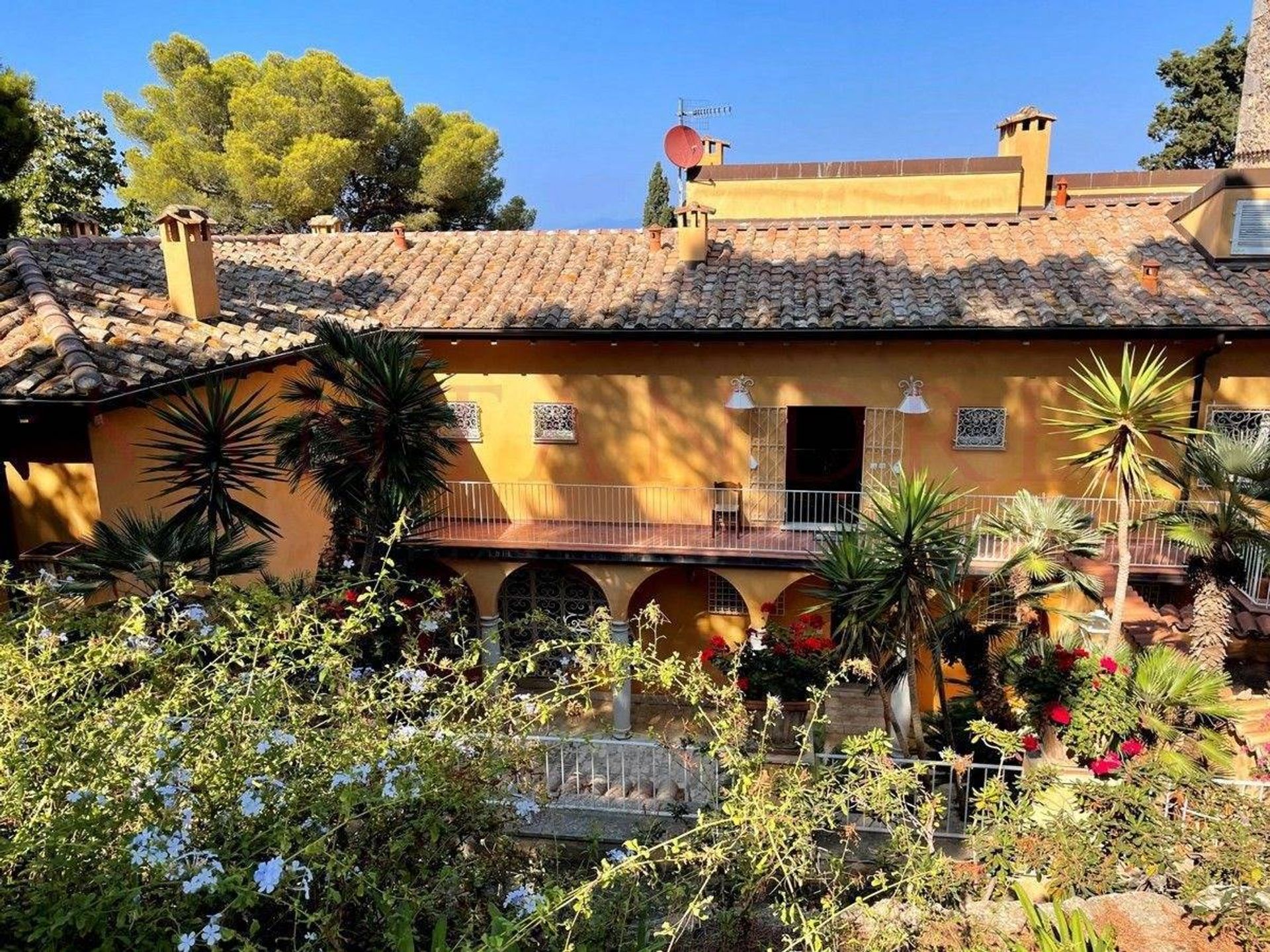 casa no , Tuscany 10975586