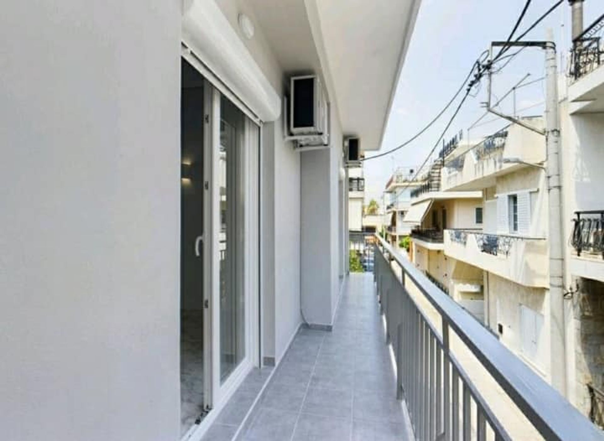 Condominium dans Argyroupoli,  10975828