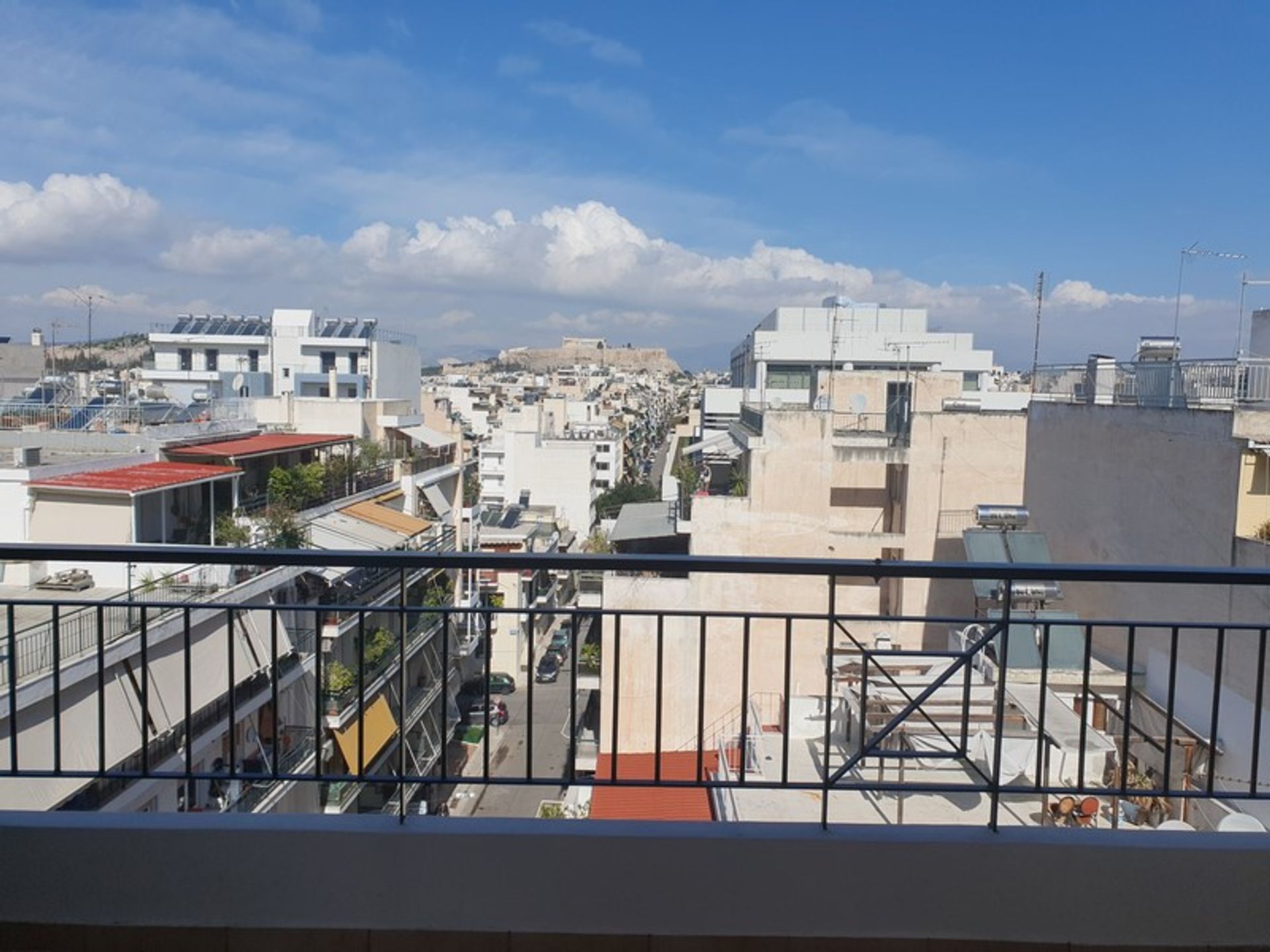 सम्मिलित में Athens,  10977233