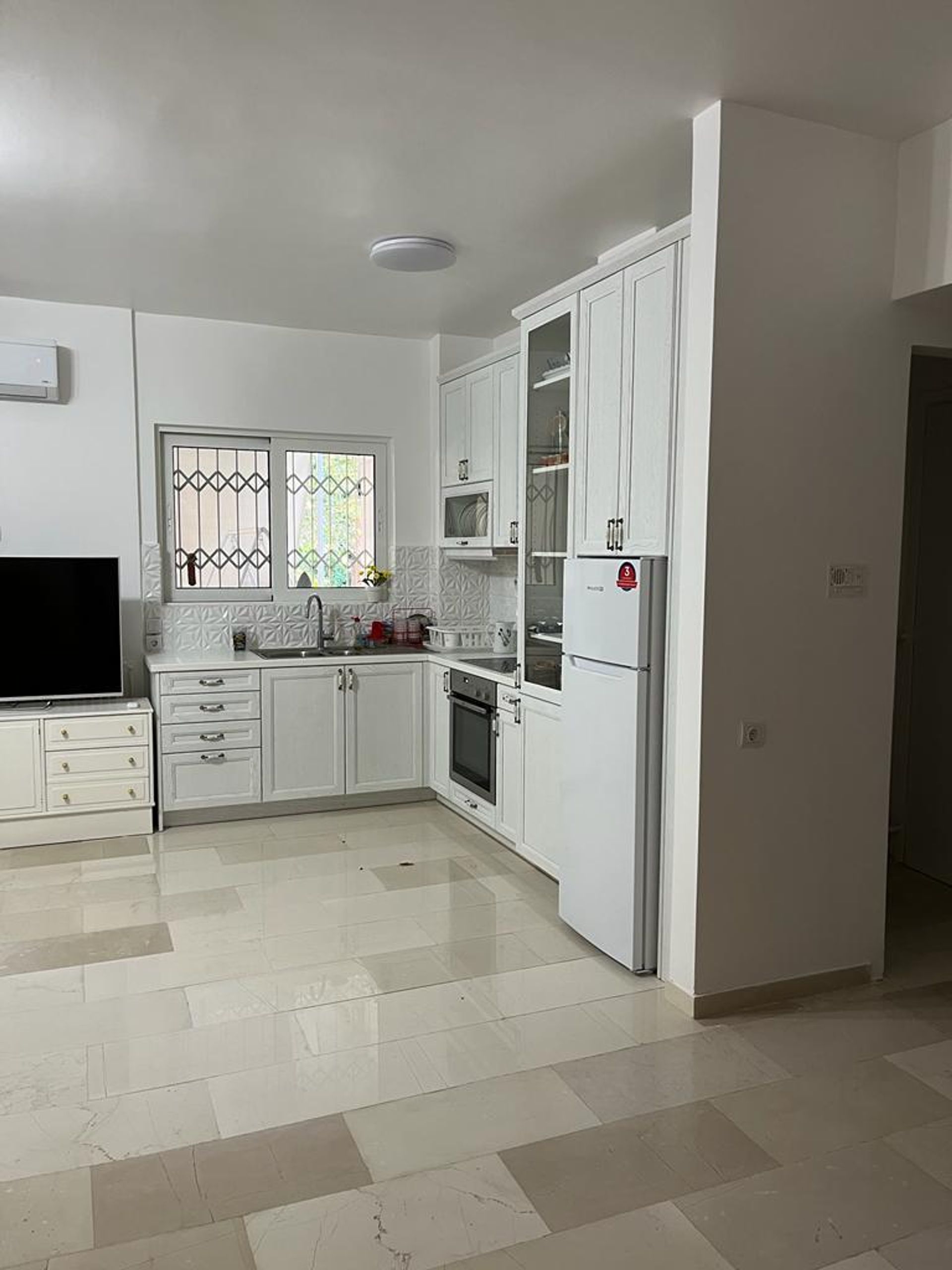 Condominio en Varkiza, Ático 10977236