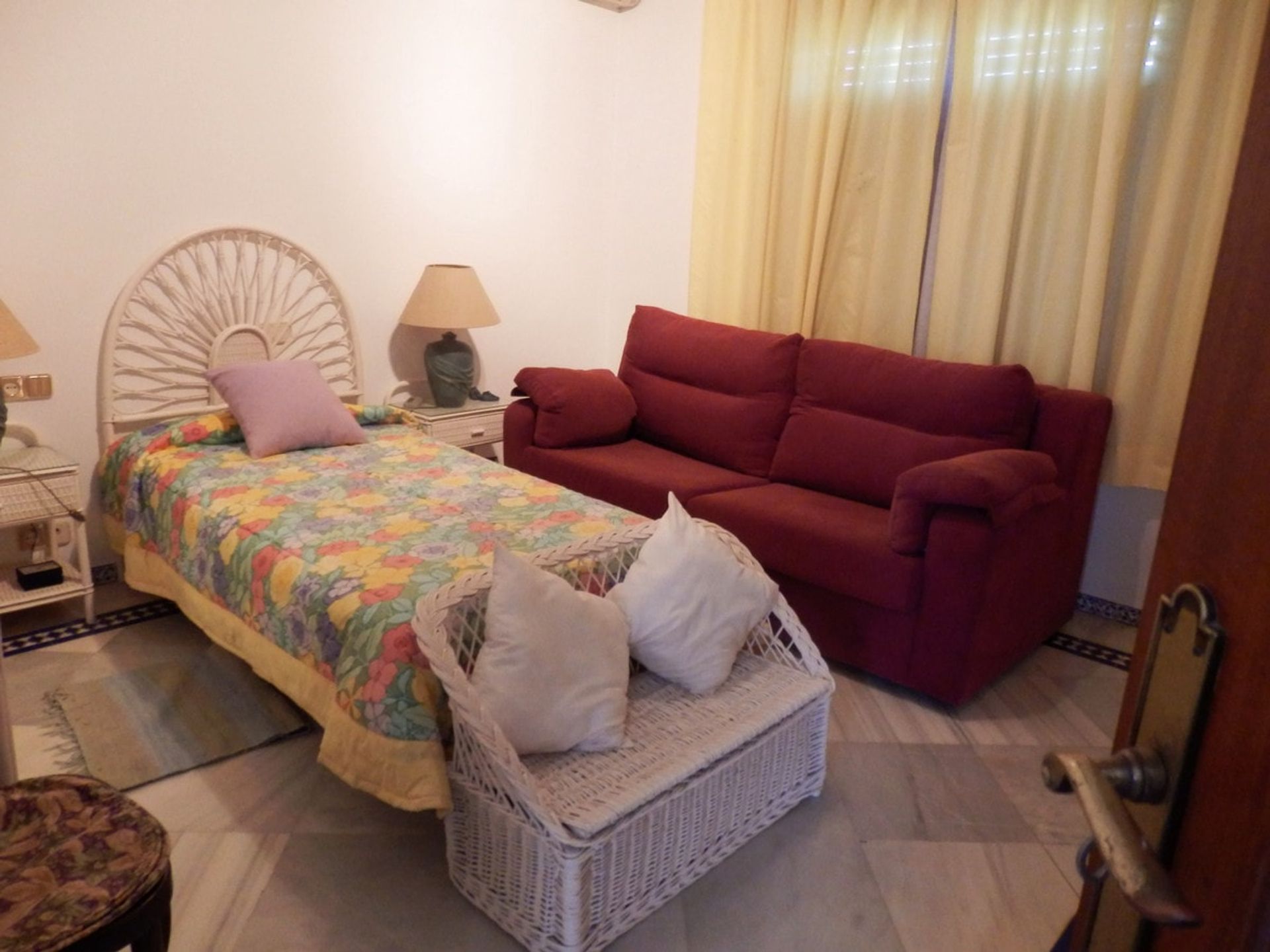 Talo sisään Estepona, Andalucía 10978532