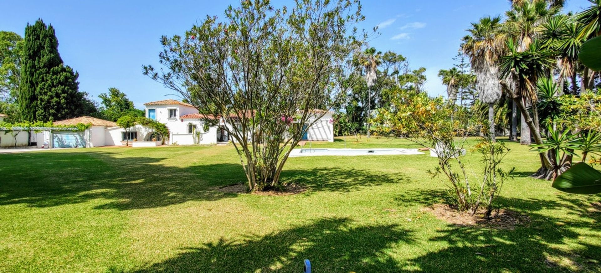 Land i Estepona, Andalucía 10978645