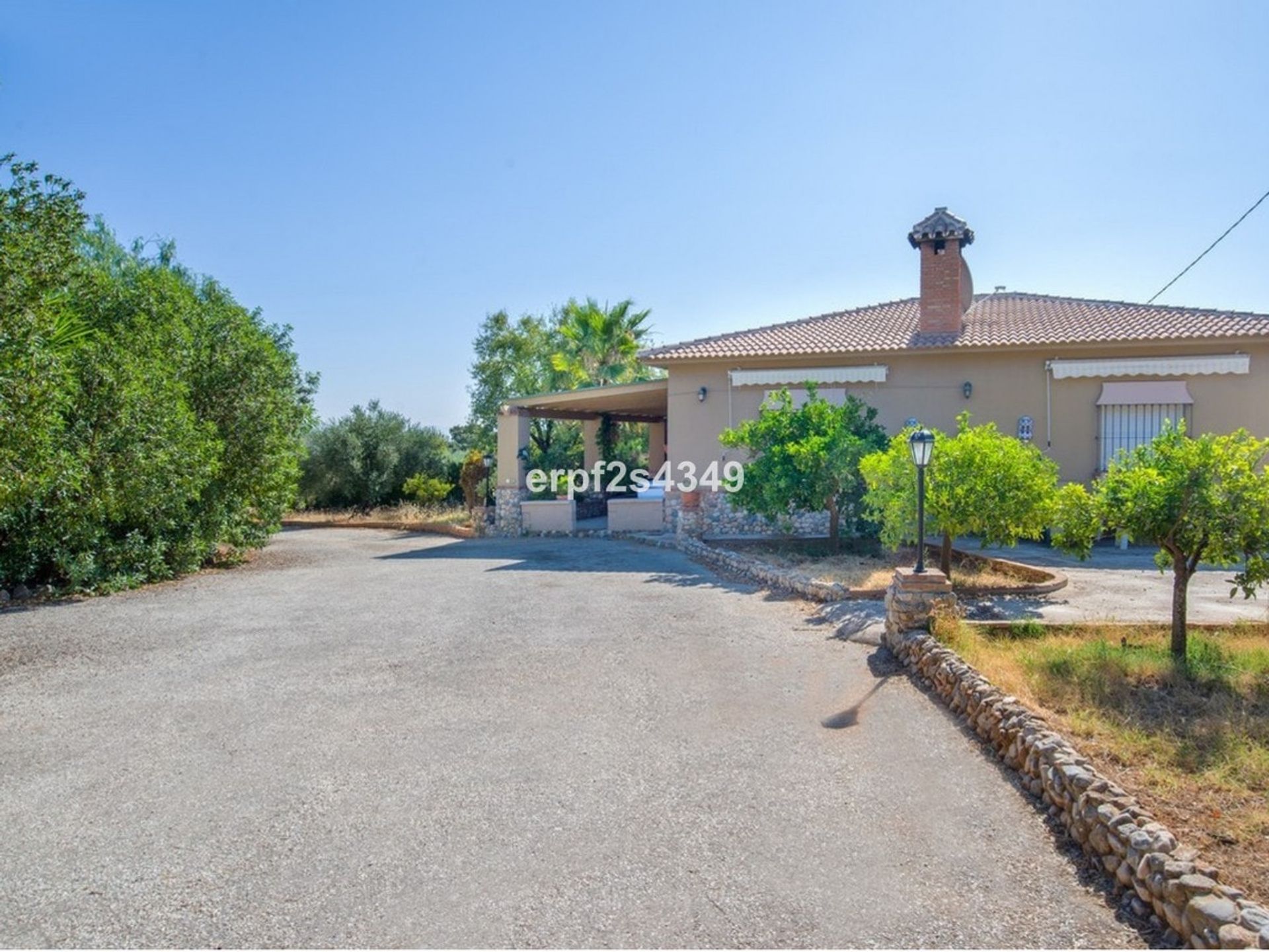 Casa nel Alhaurín el Grande, Andalucía 10978740