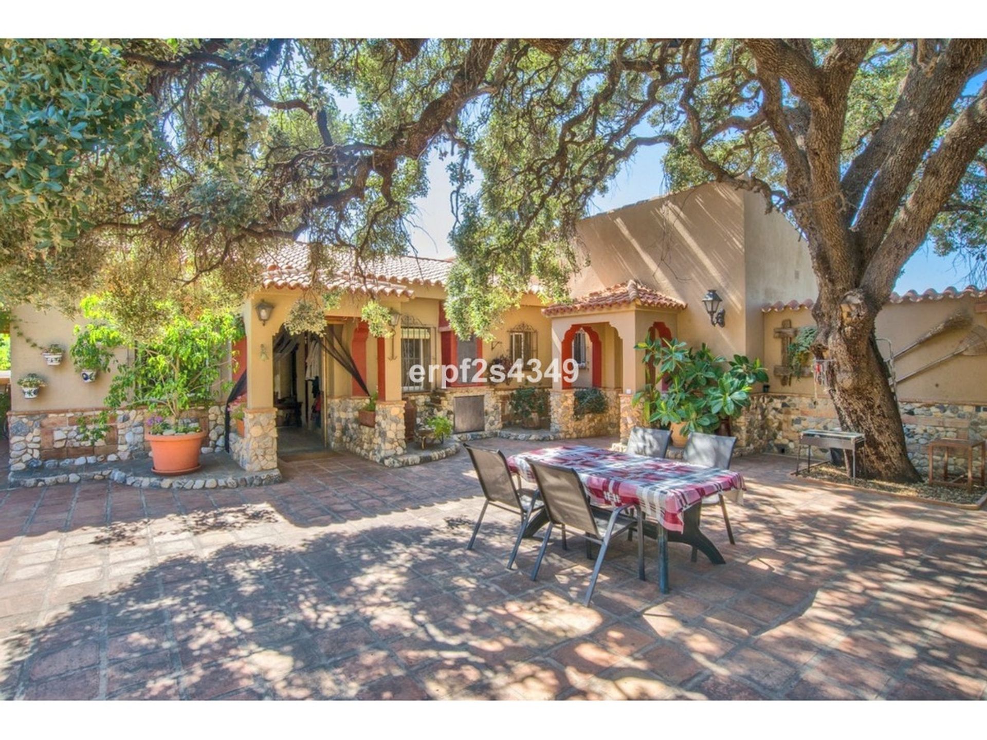 Casa nel Alhaurín el Grande, Andalucía 10978740