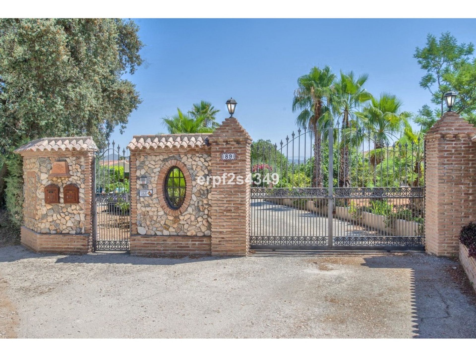 Casa nel Alhaurín el Grande, Andalucía 10978740