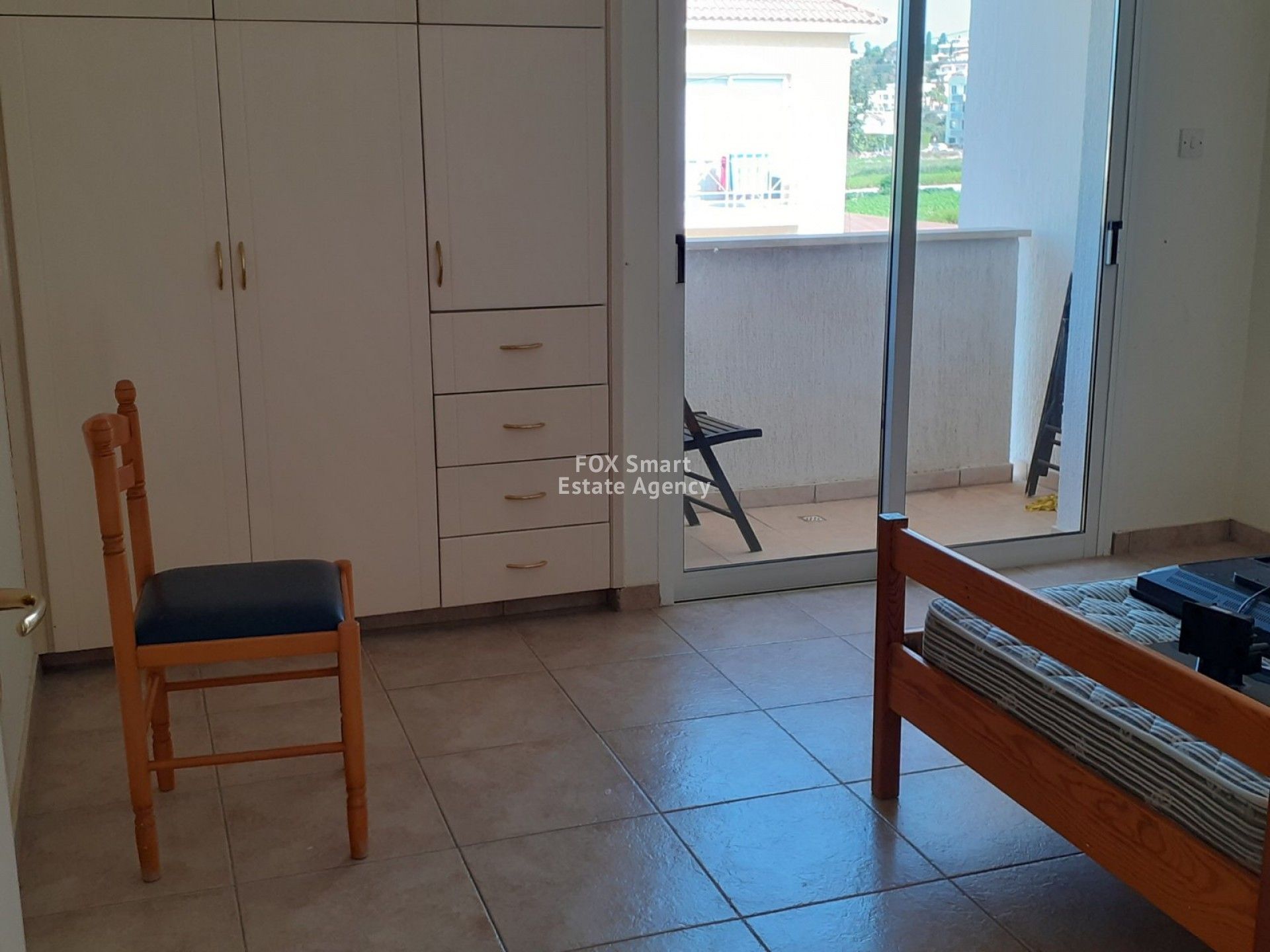 Osakehuoneisto sisään Paphos, Paphos 10978864