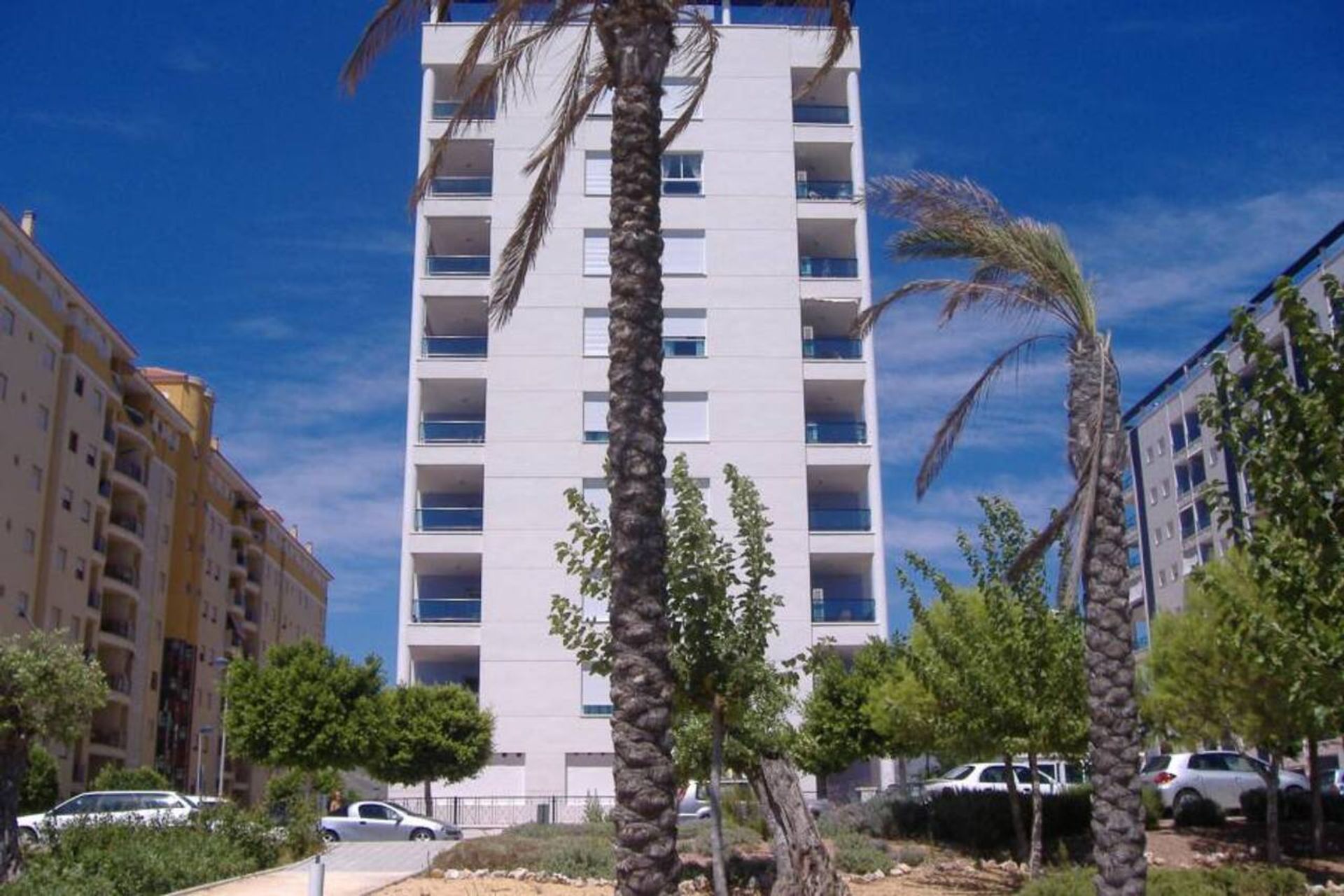 Condominium in La Vila Joiosa, Comunidad Valenciana 10980043