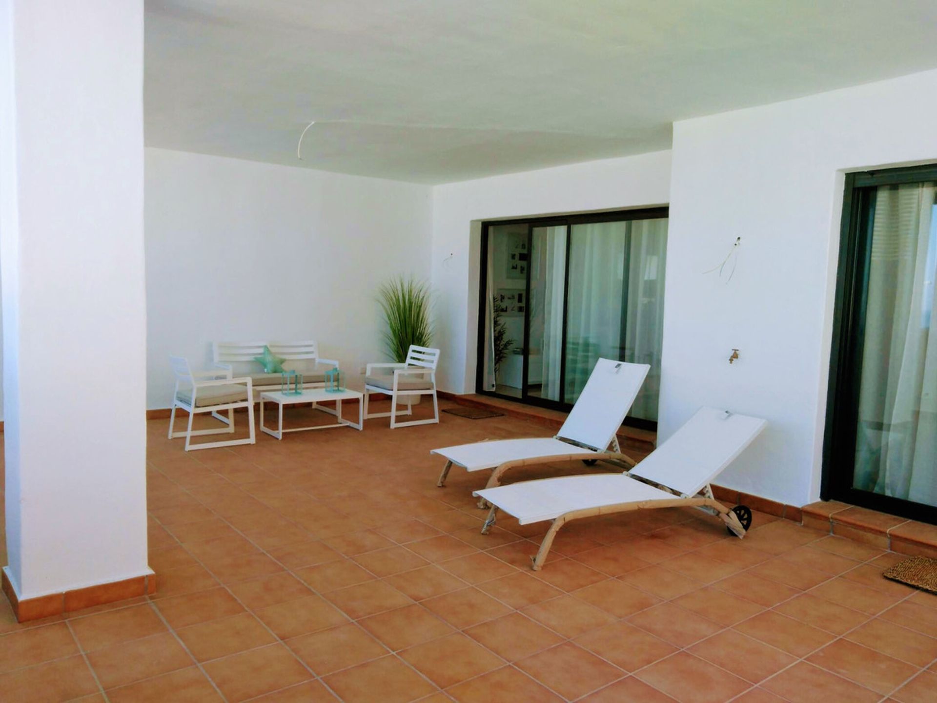 Condominio nel Casares, Andalusia 10980614