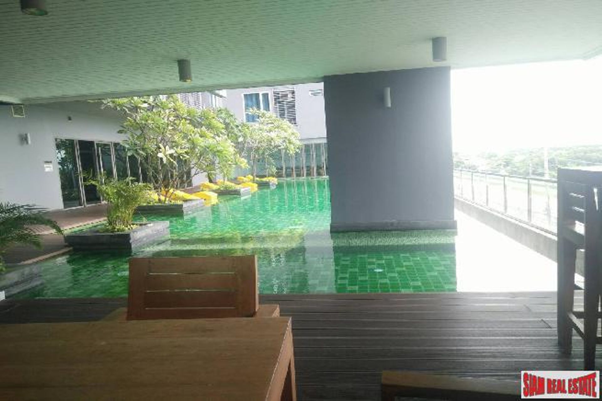 Condominium dans , Chang Wat Nonthaburi 10981410