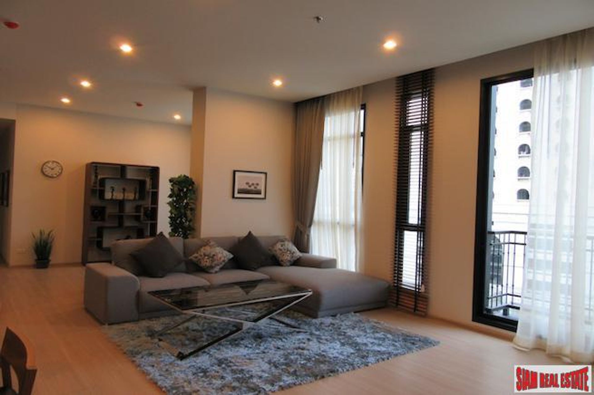 Condominium in Ban Na Song, Krung Thep Maha Nakhon 10981484