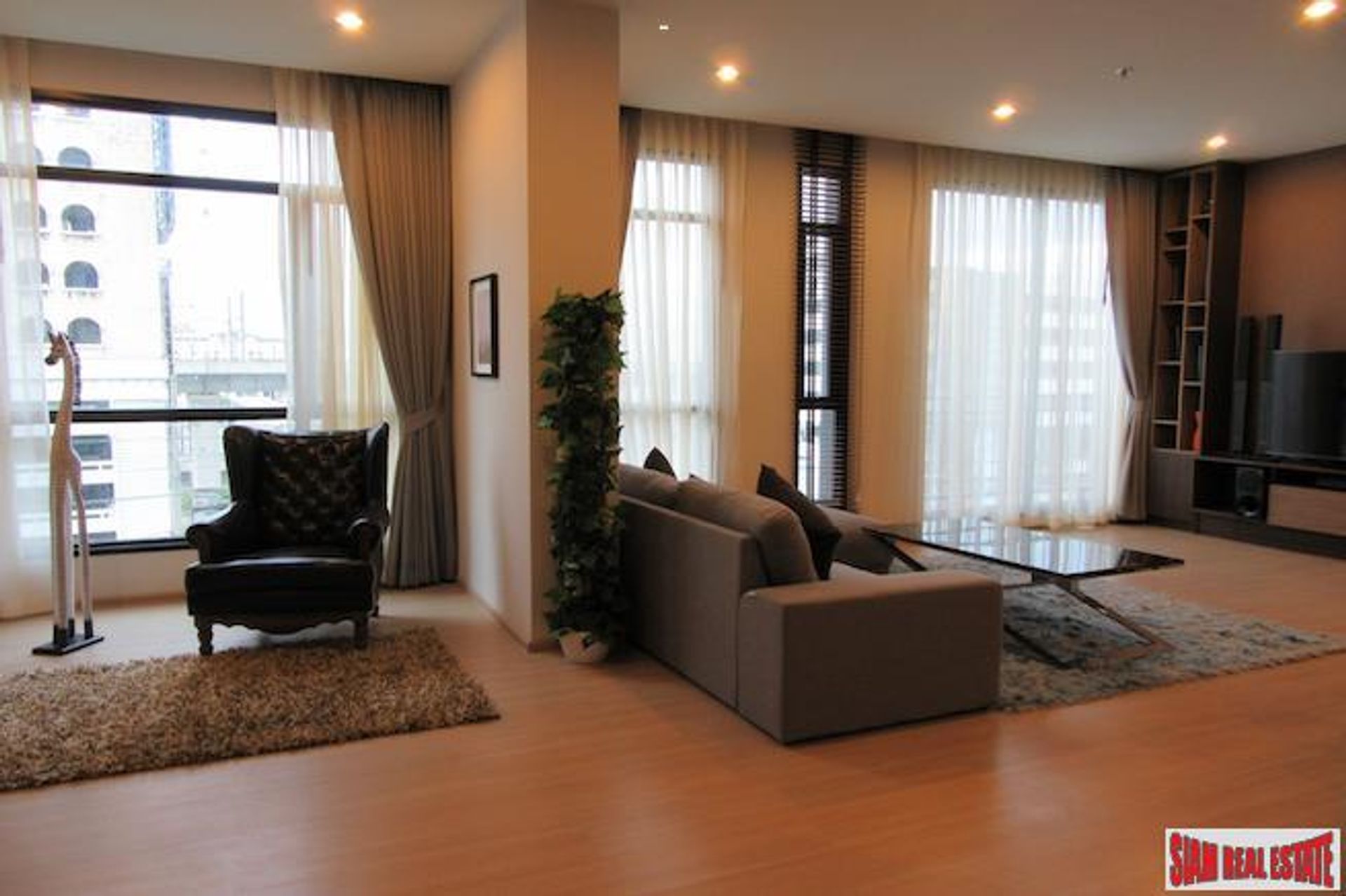 Condominium in Ban Na Song, Krung Thep Maha Nakhon 10981484