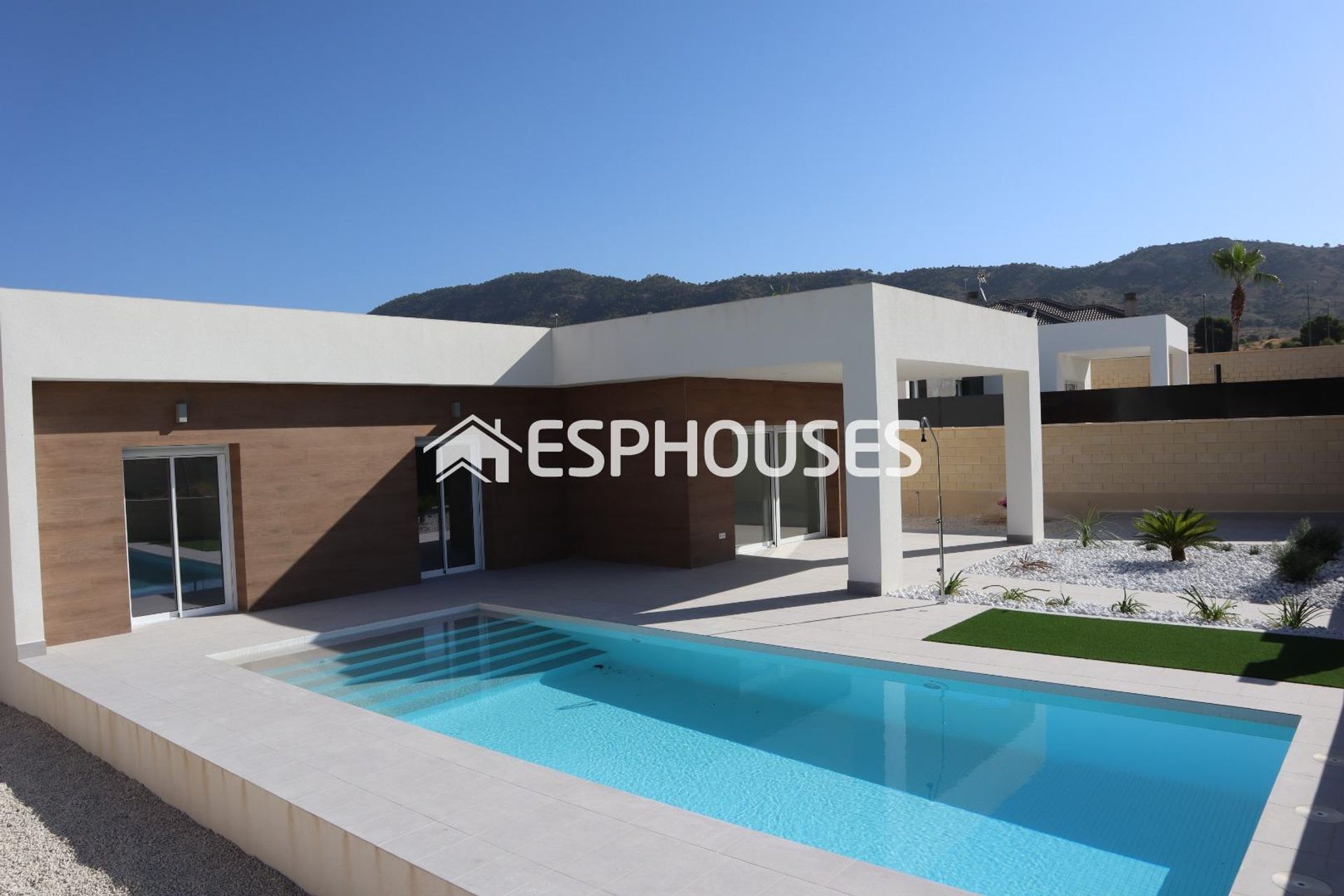 House in La Romana, Valencia 10982247