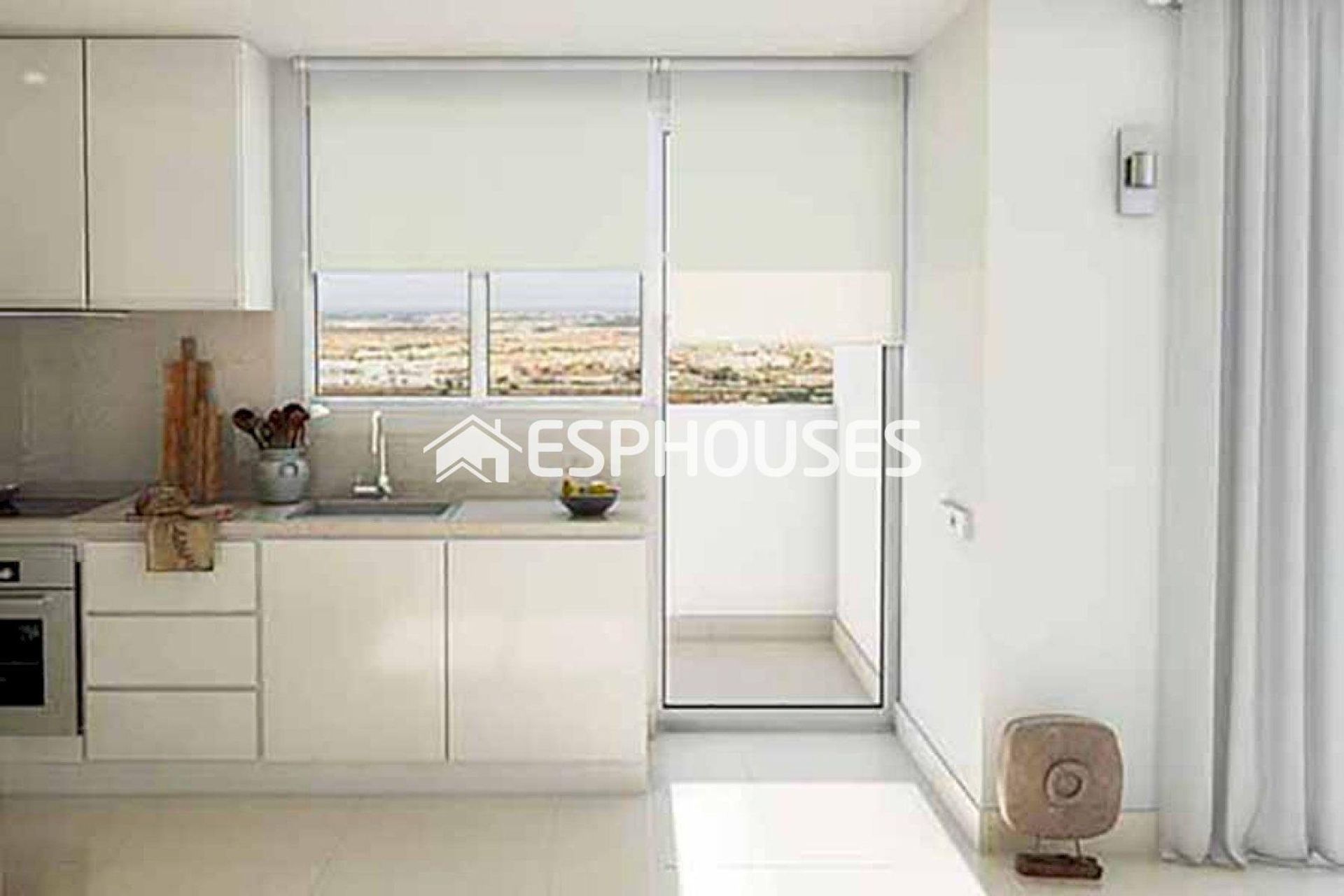 Condominium in Torrevieja, Valencia 10982317