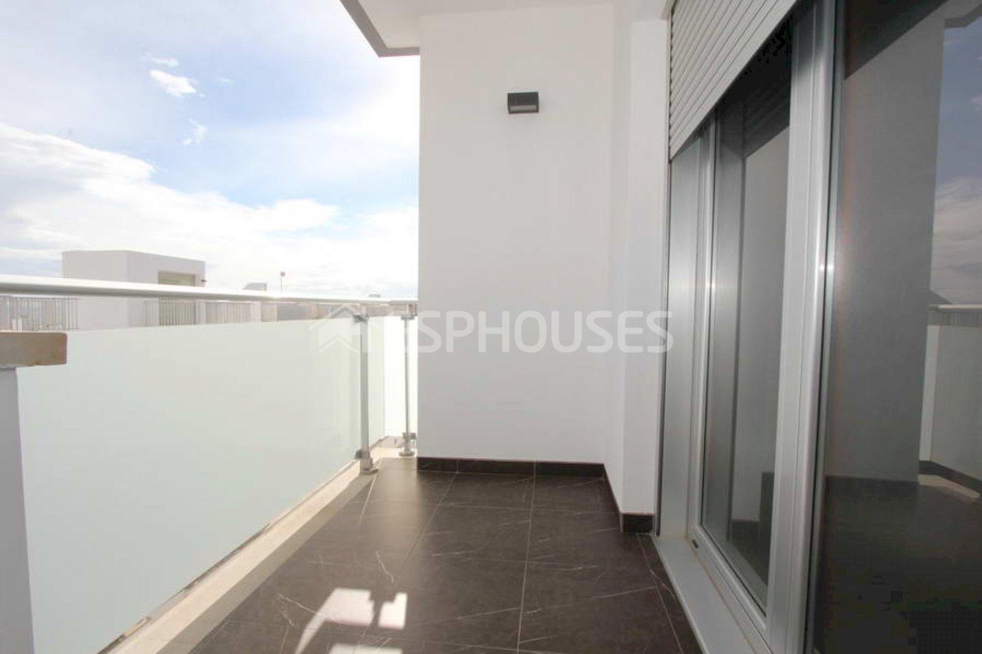 House in Guardamar del Segura, Comunidad Valenciana 10982555