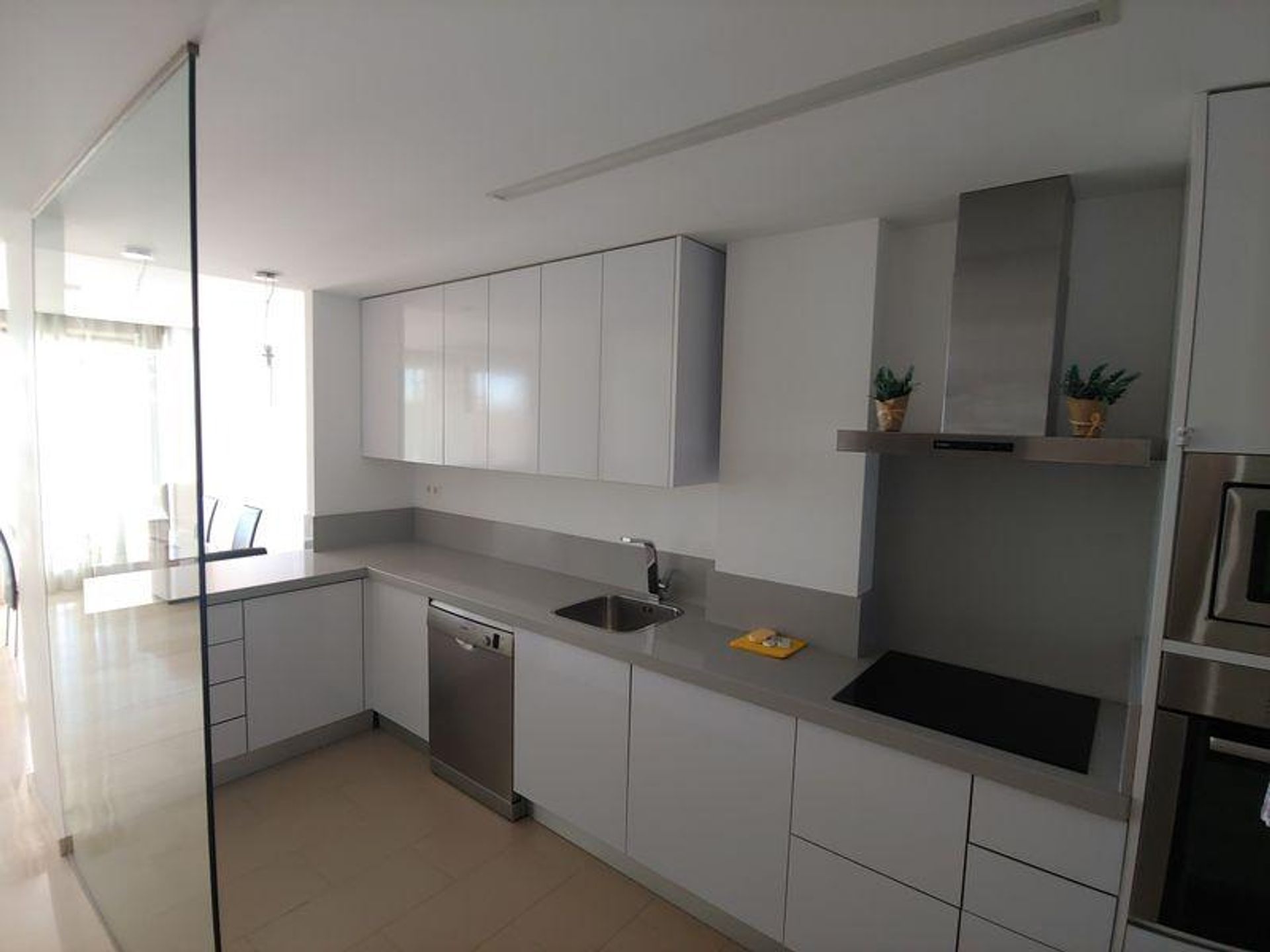 Condominium dans Villajoyosa, Comunidad Valenciana 10983681