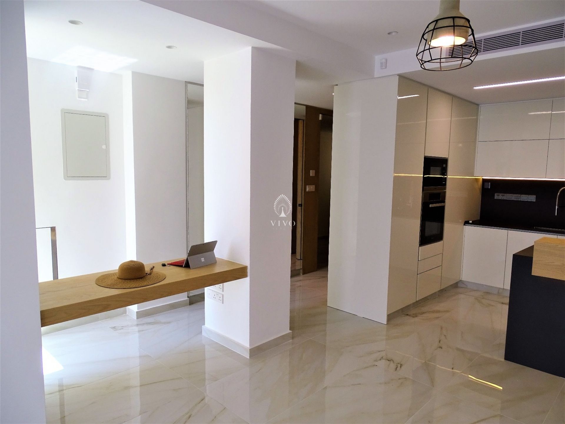 Condominium in Limassol, Limassol 10984869