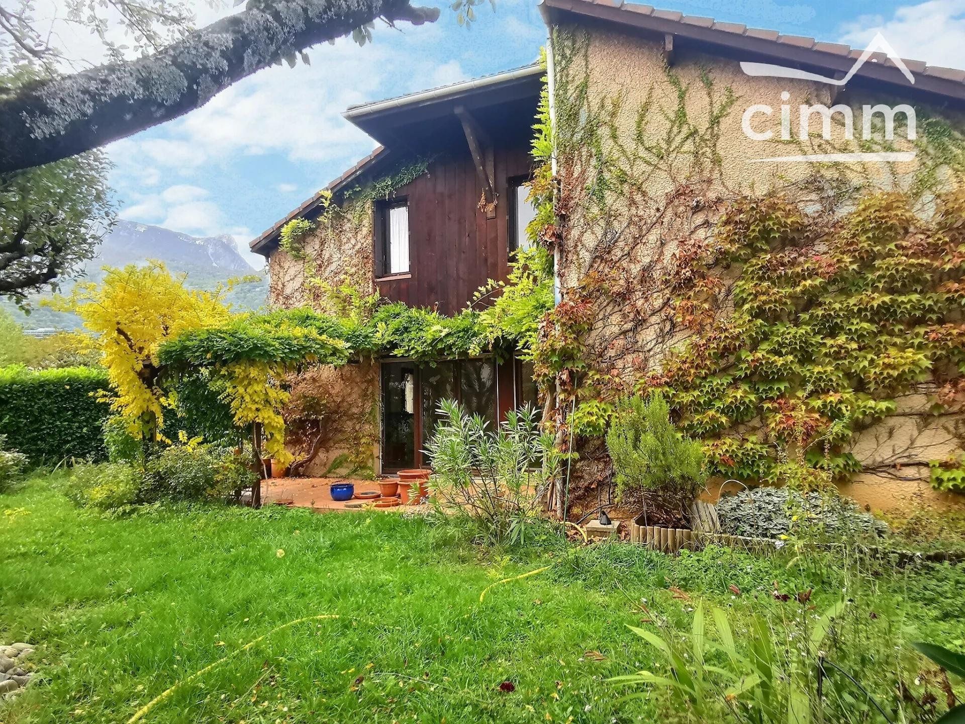 بيت في Seyssinet, Auvergne-Rhone-Alpes 10985987