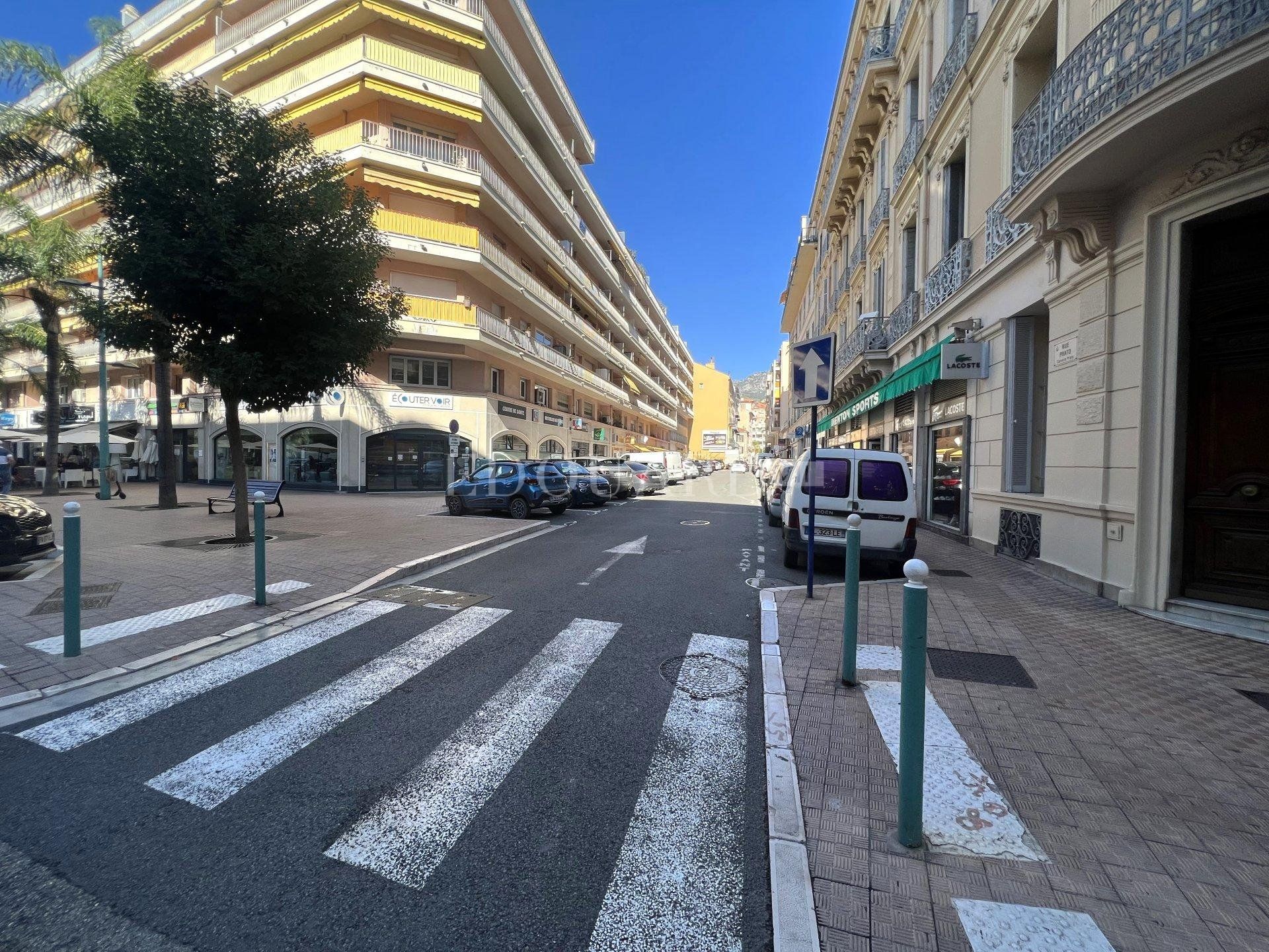 Yang lain dalam Menton, Provence-Alpes-Côte d'Azur 10988171