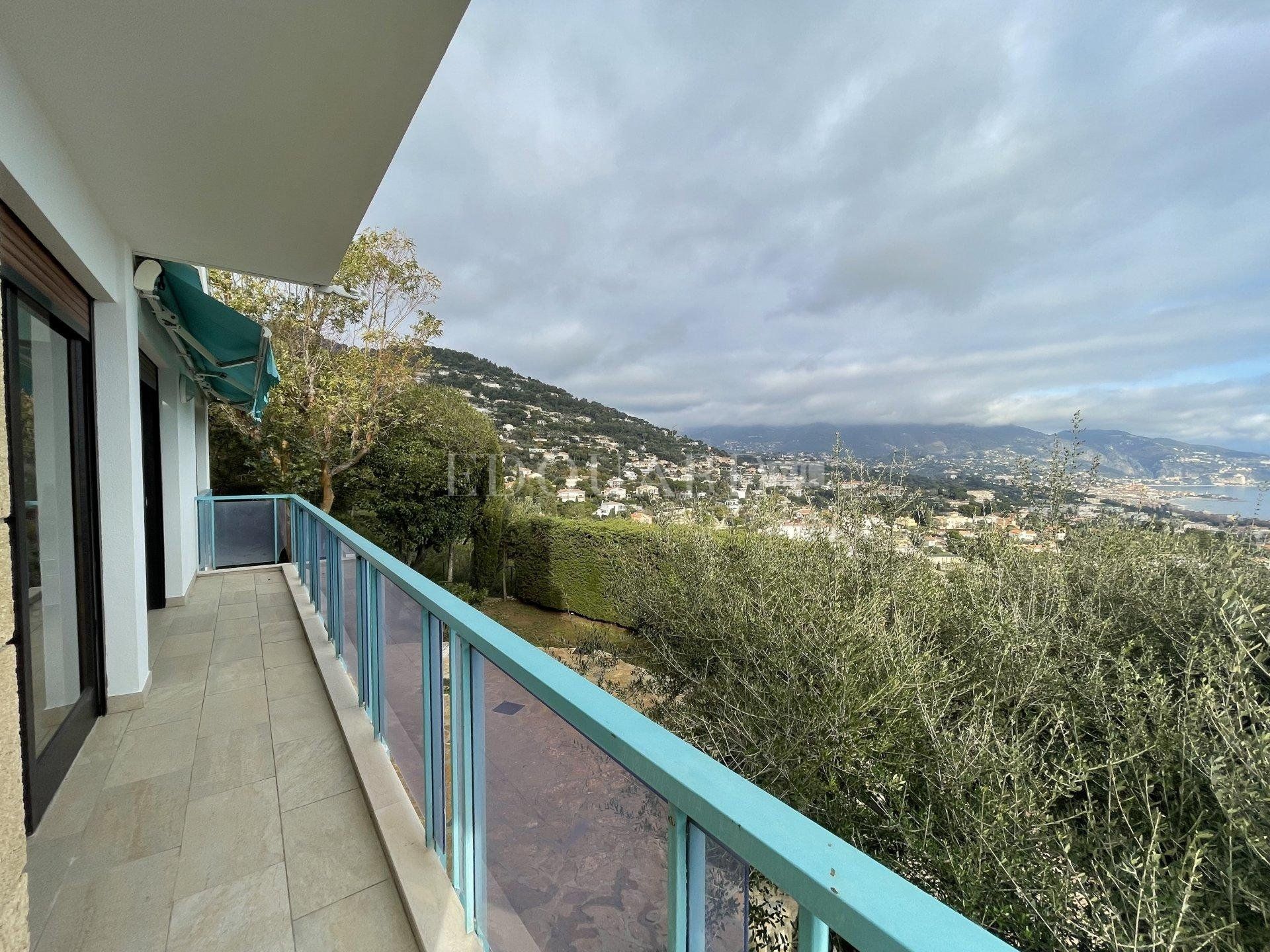 Haus im Roquebrune-Cap-Martin, Provence-Alpes-Côte d'Azur 10988190