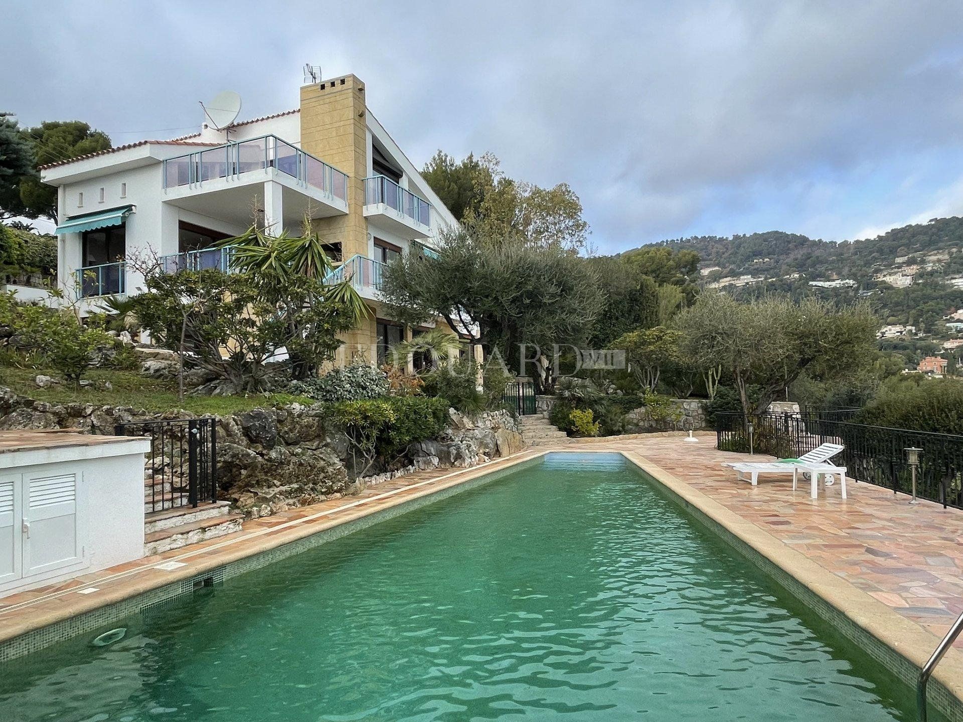 Haus im Roquebrune-Cap-Martin, Provence-Alpes-Côte d'Azur 10988190