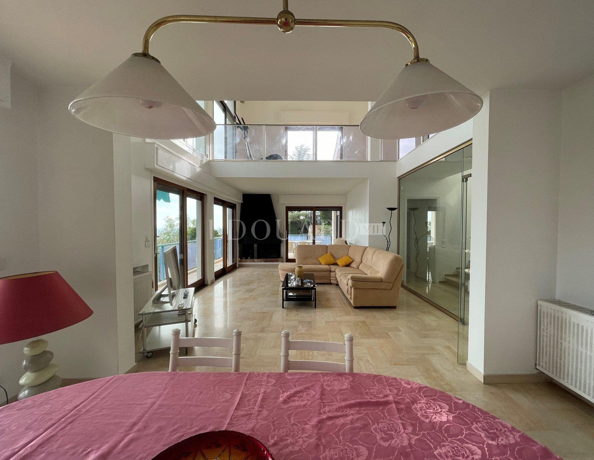 Haus im Roquebrune-Cap-Martin, Provence-Alpes-Côte d'Azur 10988190