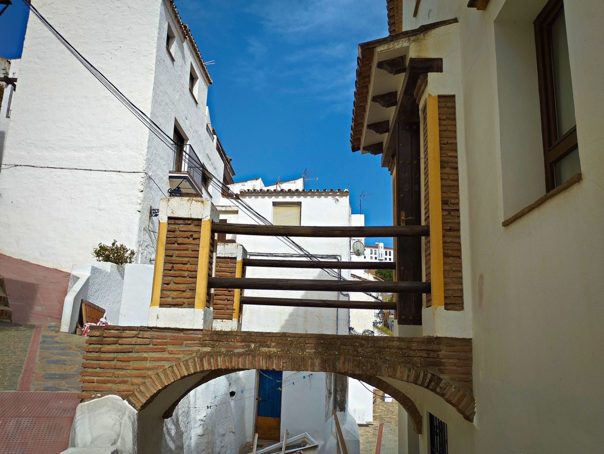 工業的 在 Casares, Andalucía 10988339