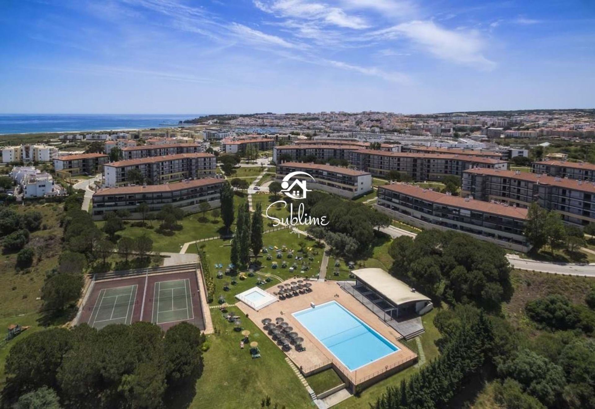 Condominio en Lagos, Faro 10988427