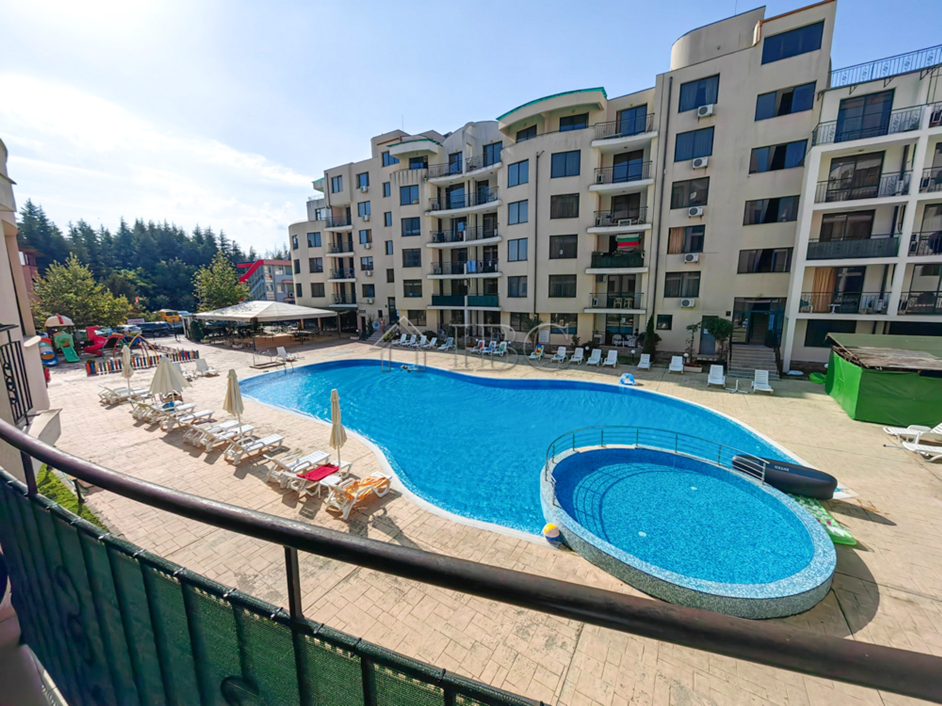 Condominium dans Sunny Beach, Burgas 10988695