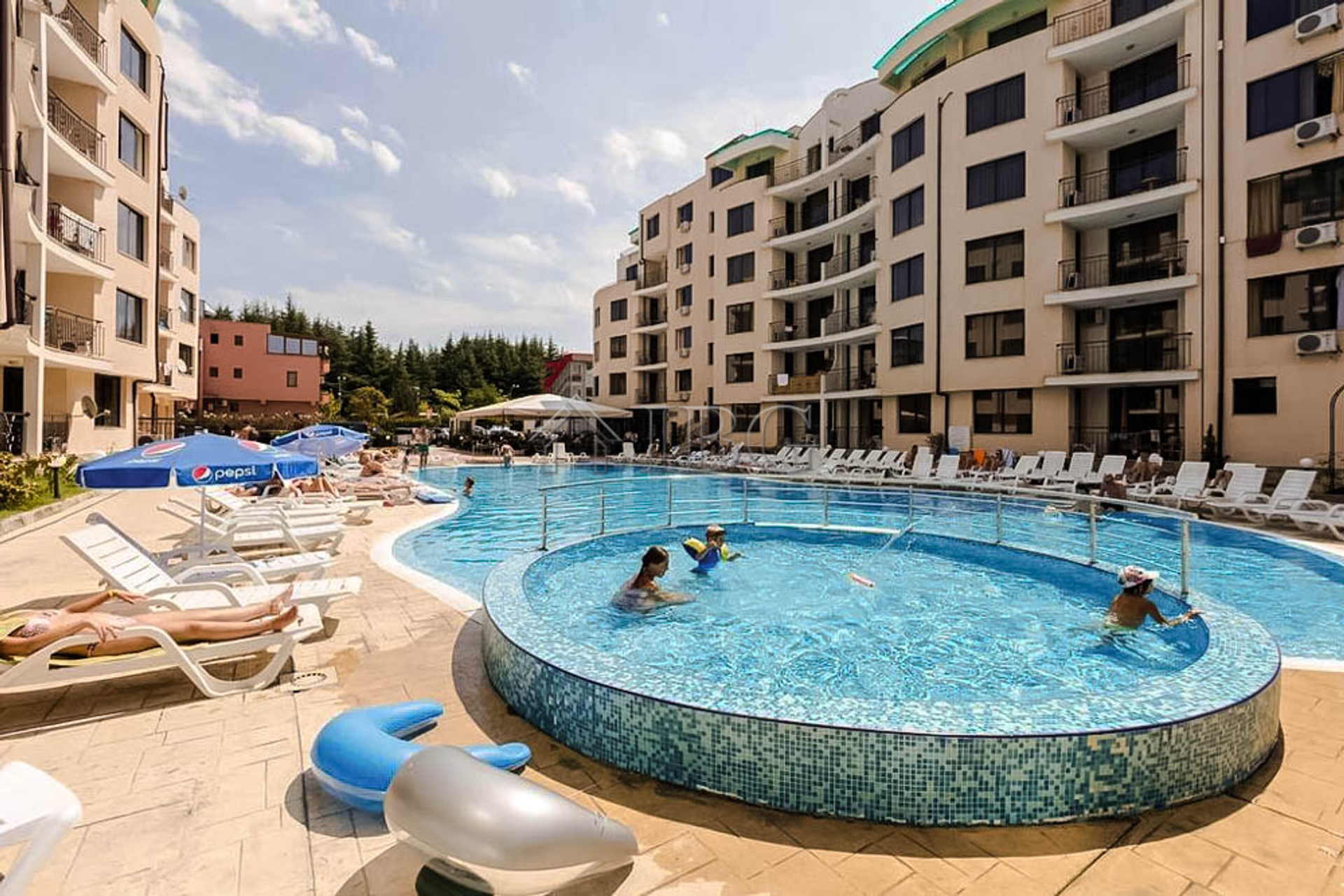 Osakehuoneisto sisään Sunny Beach, Burgas 10988695