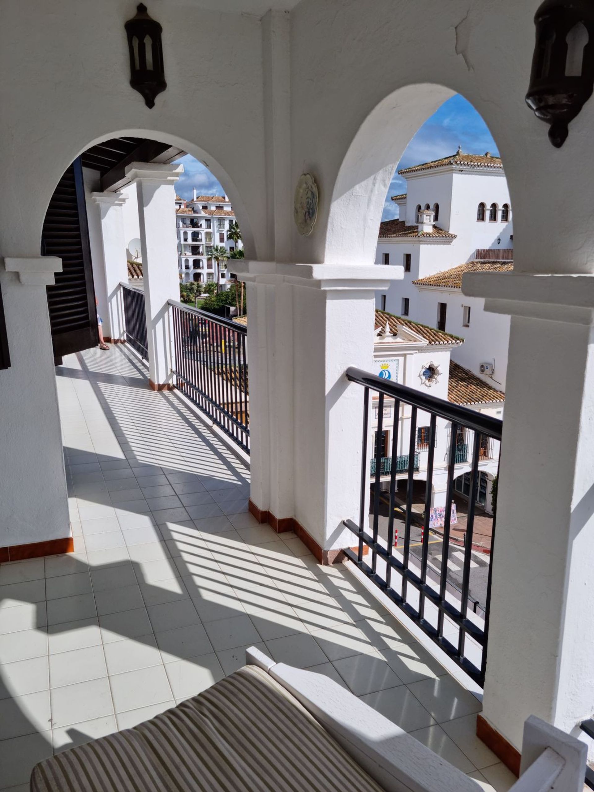 公寓 在 Puerto de la Duquesa, Andalusia 10988871