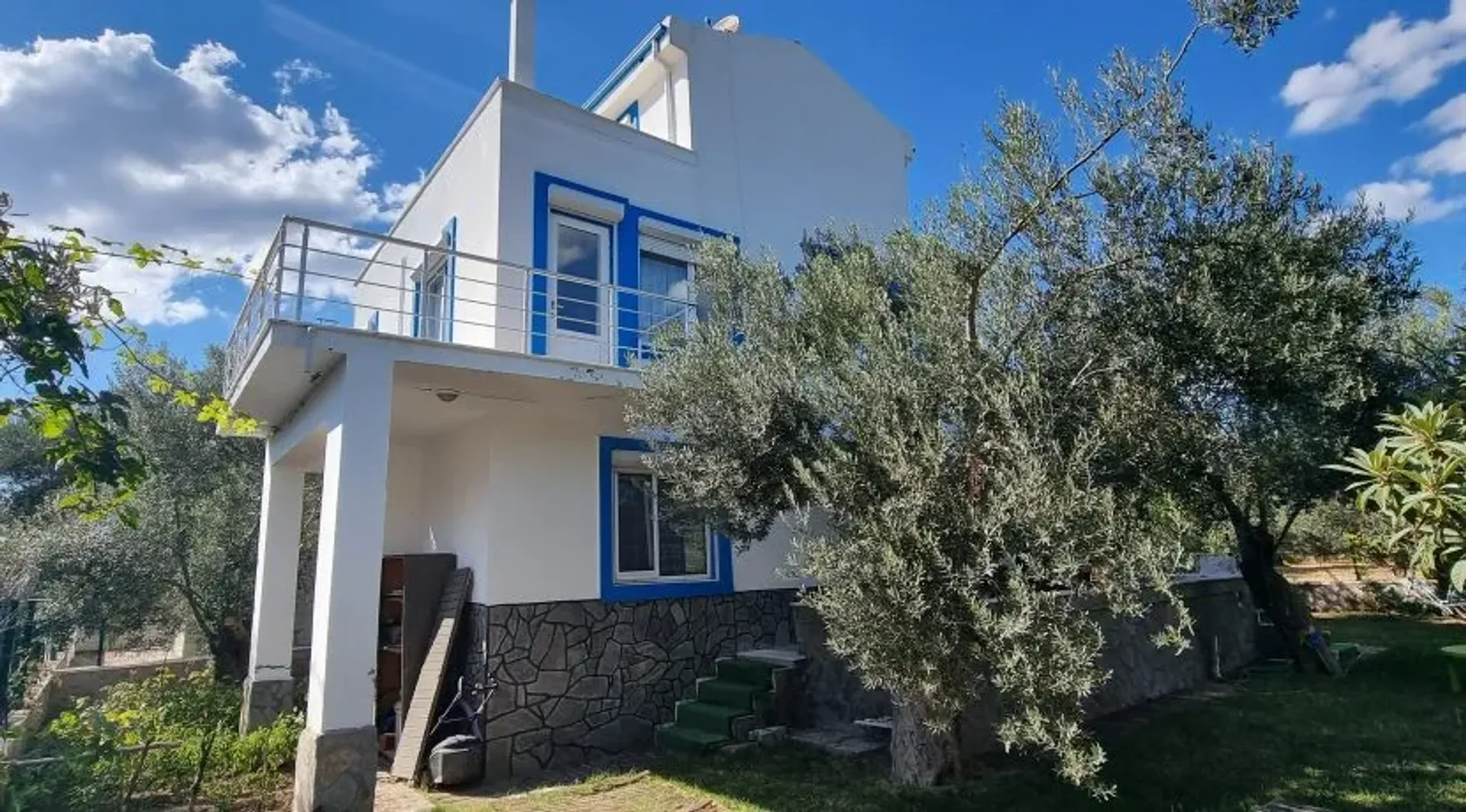 rumah dalam Küçükçetmi, Canakkale 10988912