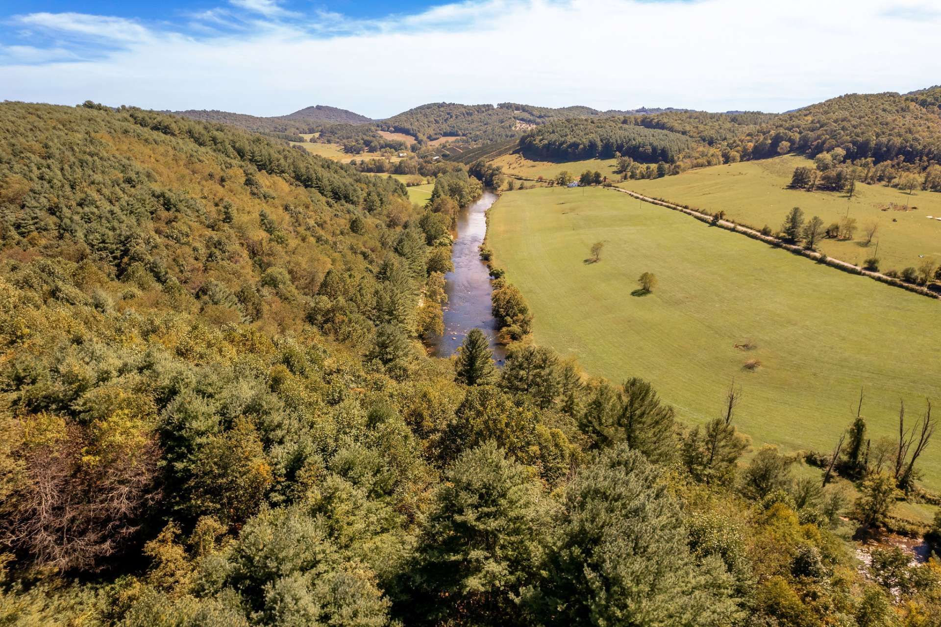 σπίτι σε Nathans Creek, North Carolina 10990880