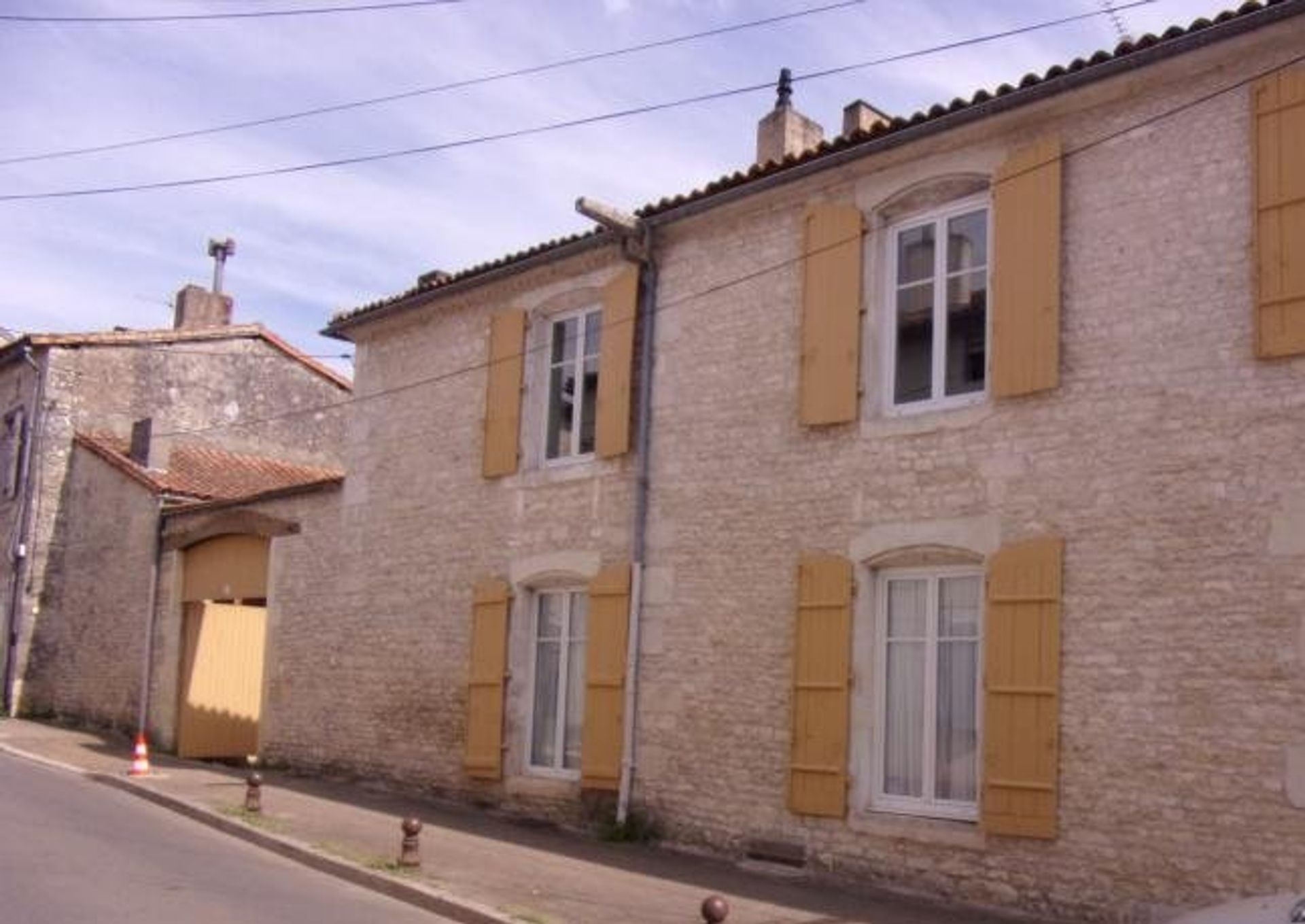 Будинок в Bernac, Nouvelle-Aquitaine 10991367