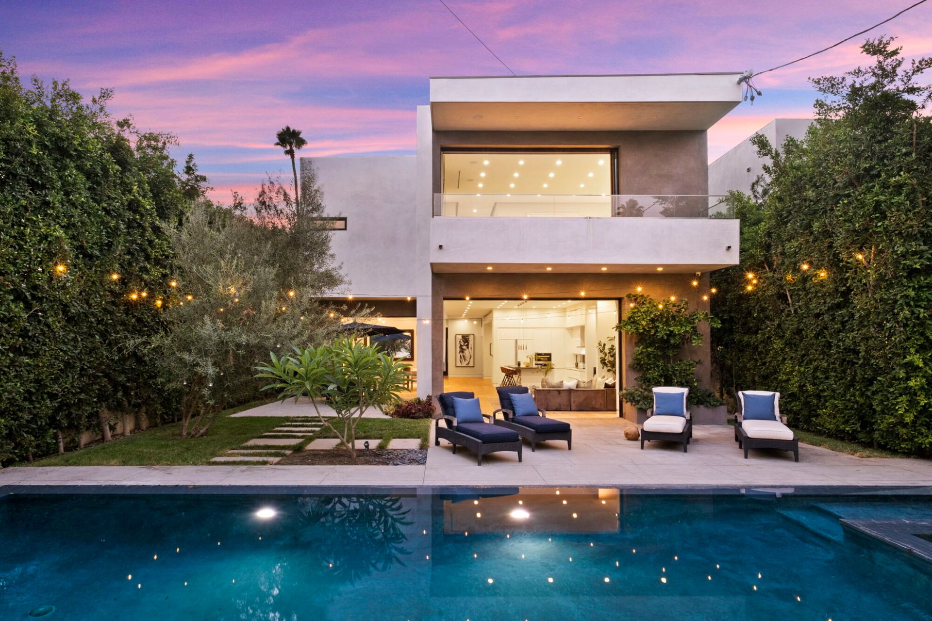 House in West Hollywood, California 10991665