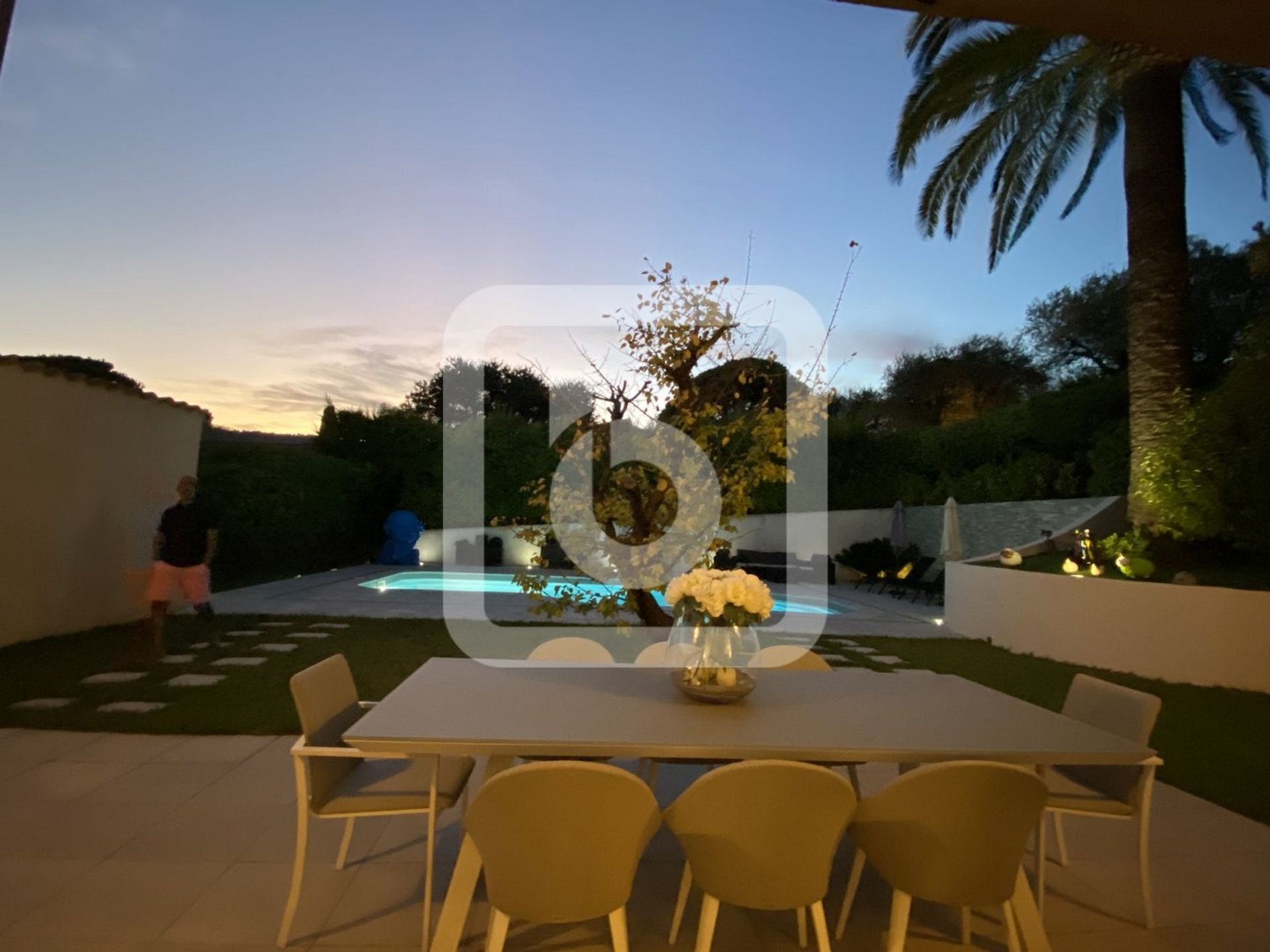 House in Cannes, Provence-Alpes-Côte d'Azur 10992429