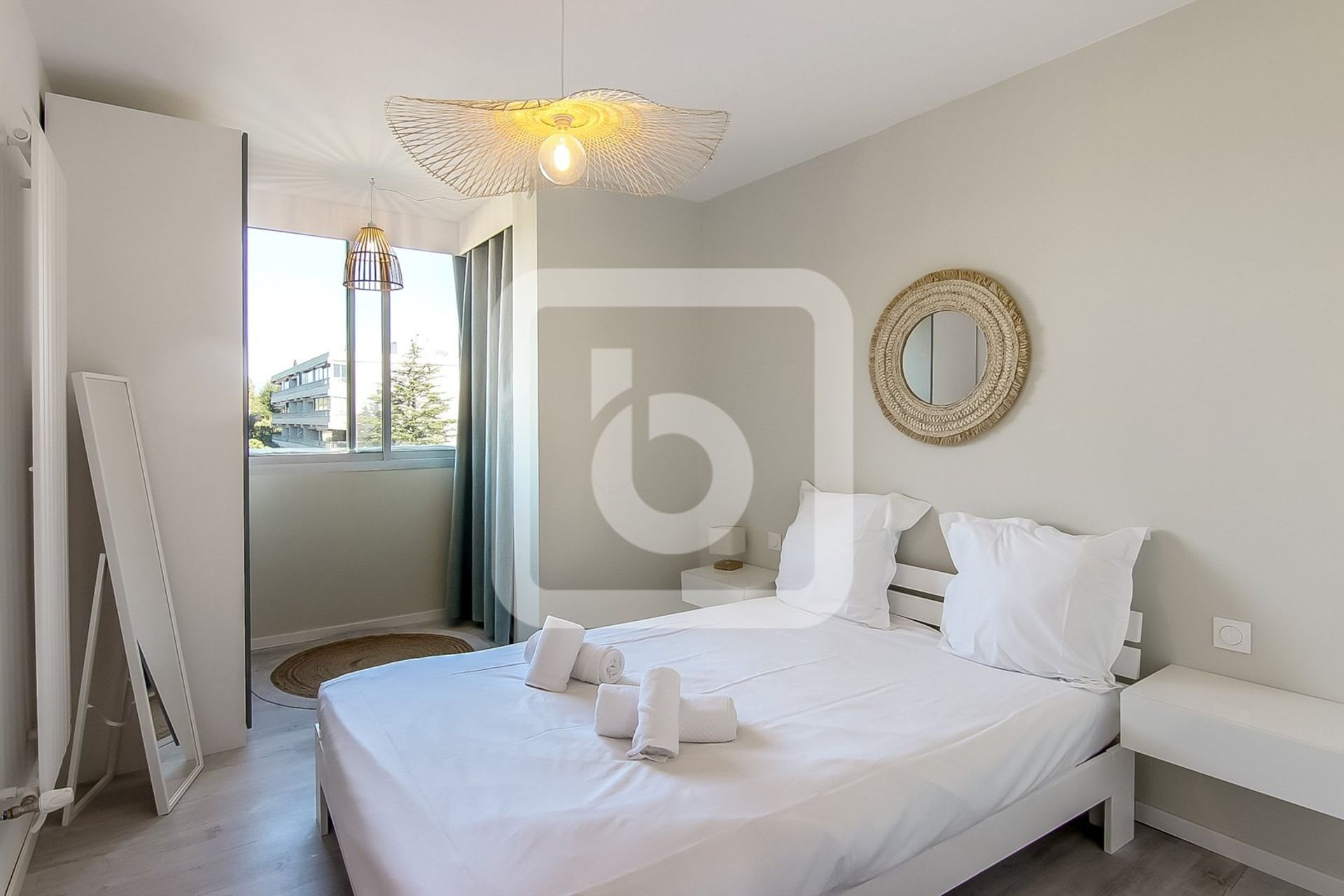 Condominium dans Antibes, Provence-Alpes-Côte d'Azur 10992434