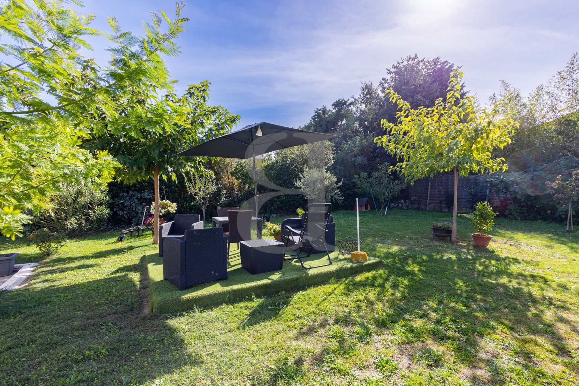 casa en Saint-Didier, Provence-Alpes-Côte d'Azur 10992552